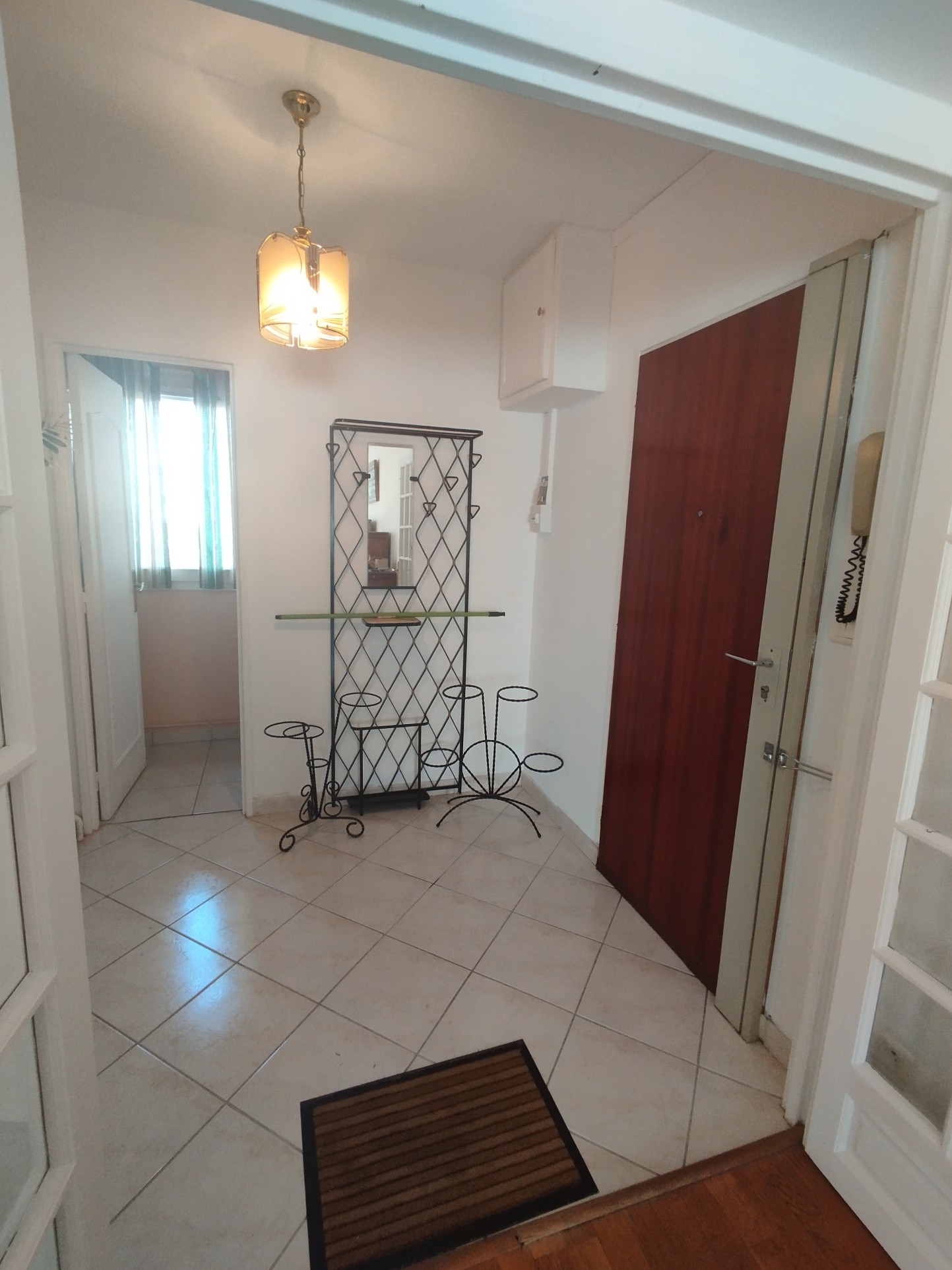 À Rochefort, grand appartement — photo 4