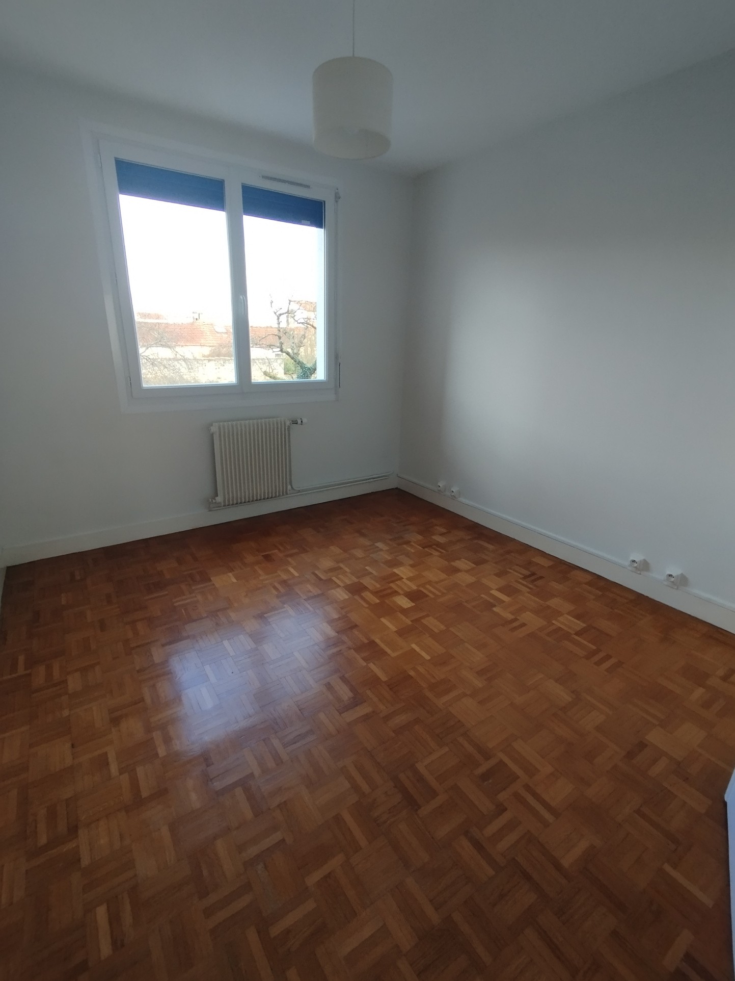 Appartement lumineux avec loggia et garage — photo 7