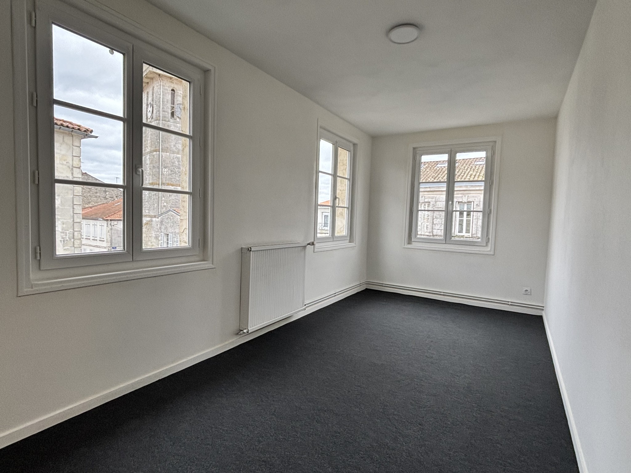 Appartement T4 - Centre-ville Rochefort — photo 3