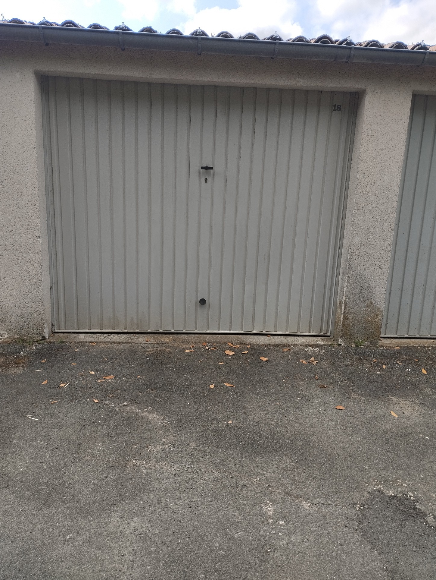 Rochefort : garage à vendre avec Agence Baratte Immobilier — photo 3