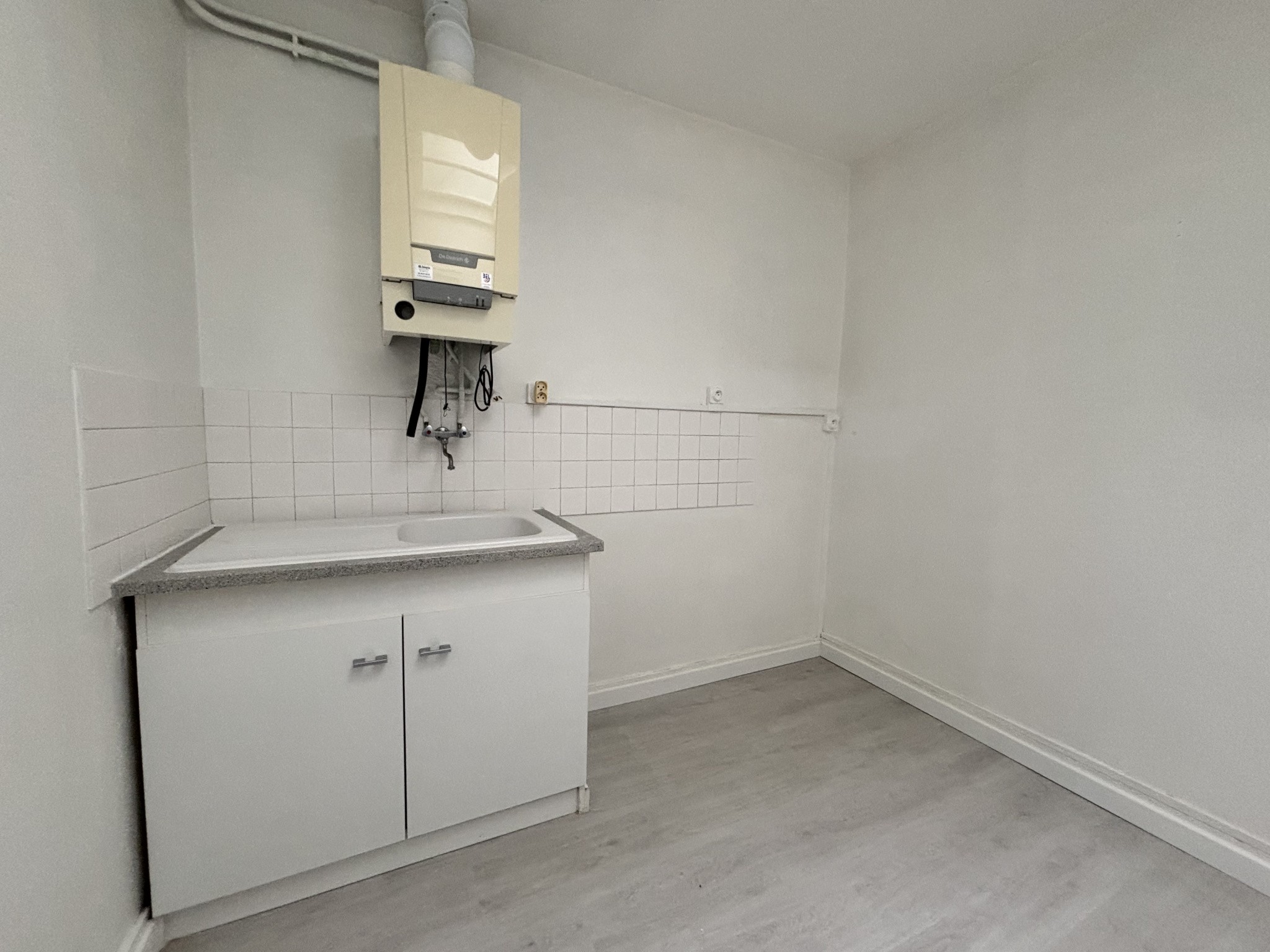 Appartement T4 - Centre-ville Rochefort — photo 2
