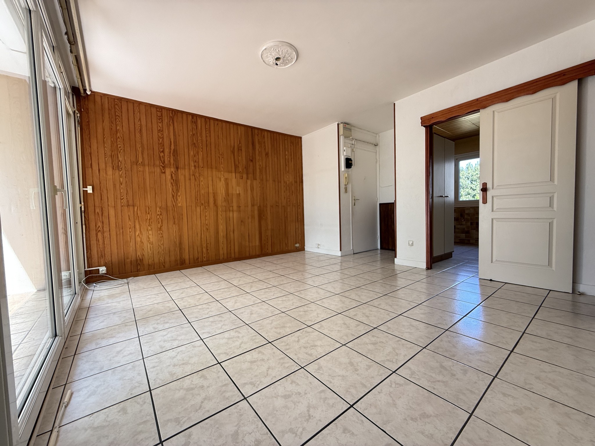 À vendre   Appartement T3 de 67,67 m2 avec balcon et garage   Rochefort (17300) — photo 3