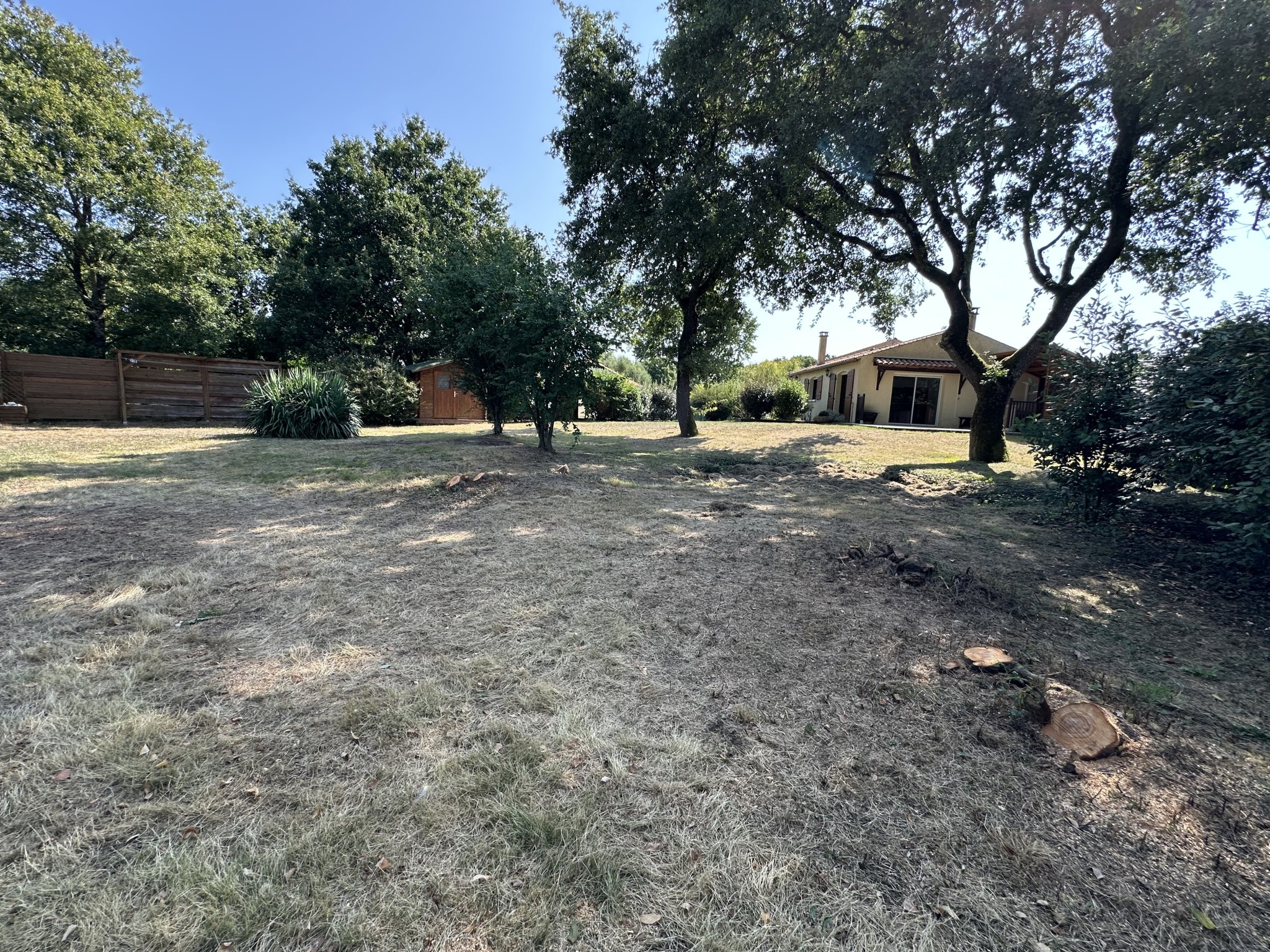 VENTE - MAISON T5 - VERGEROUX — photo 2