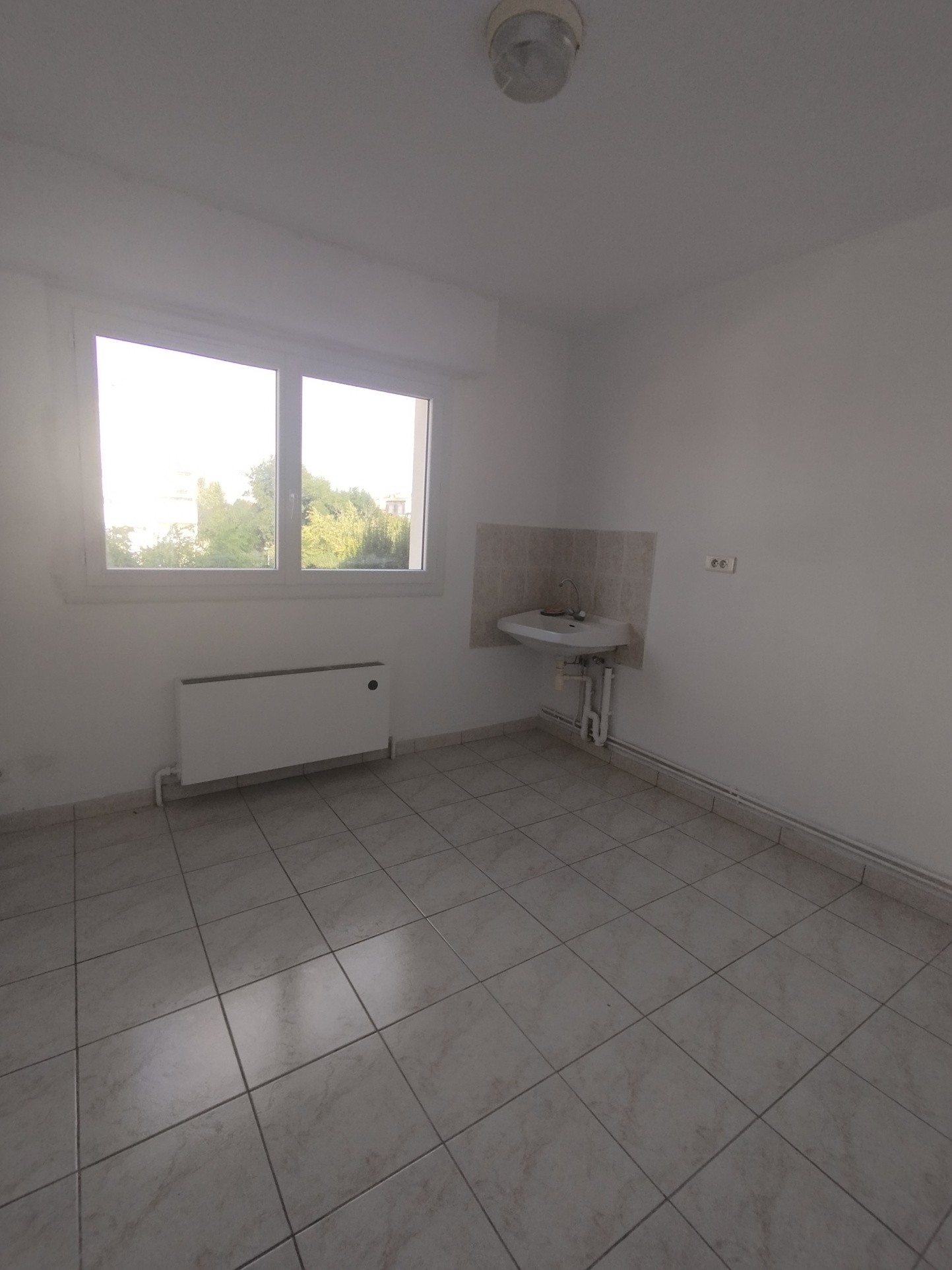 À Rochefort, grand appartement — photo 6
