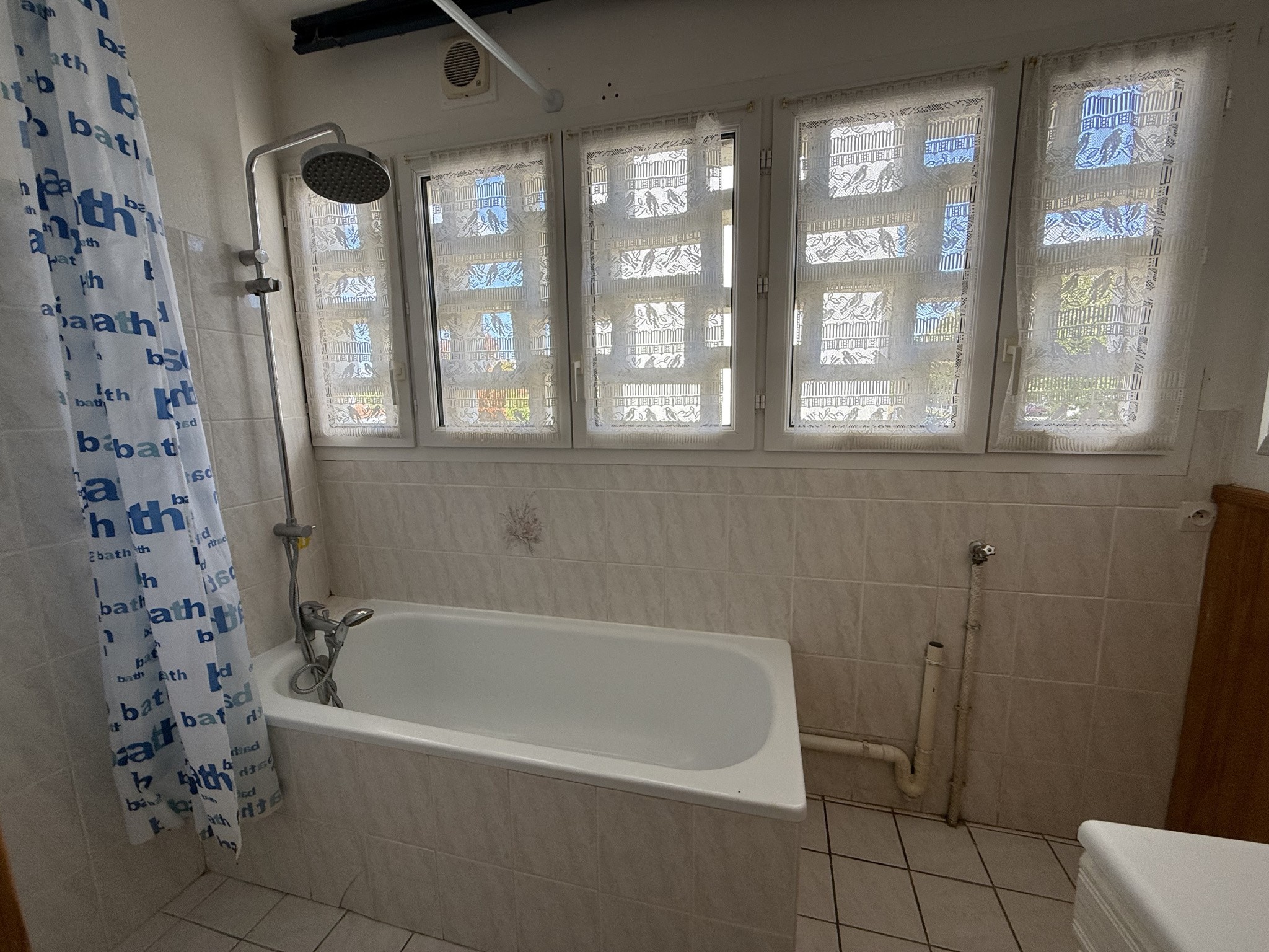 À vendre   Appartement T3 de 67,67 m2 avec balcon et garage   Rochefort (17300) — photo 11