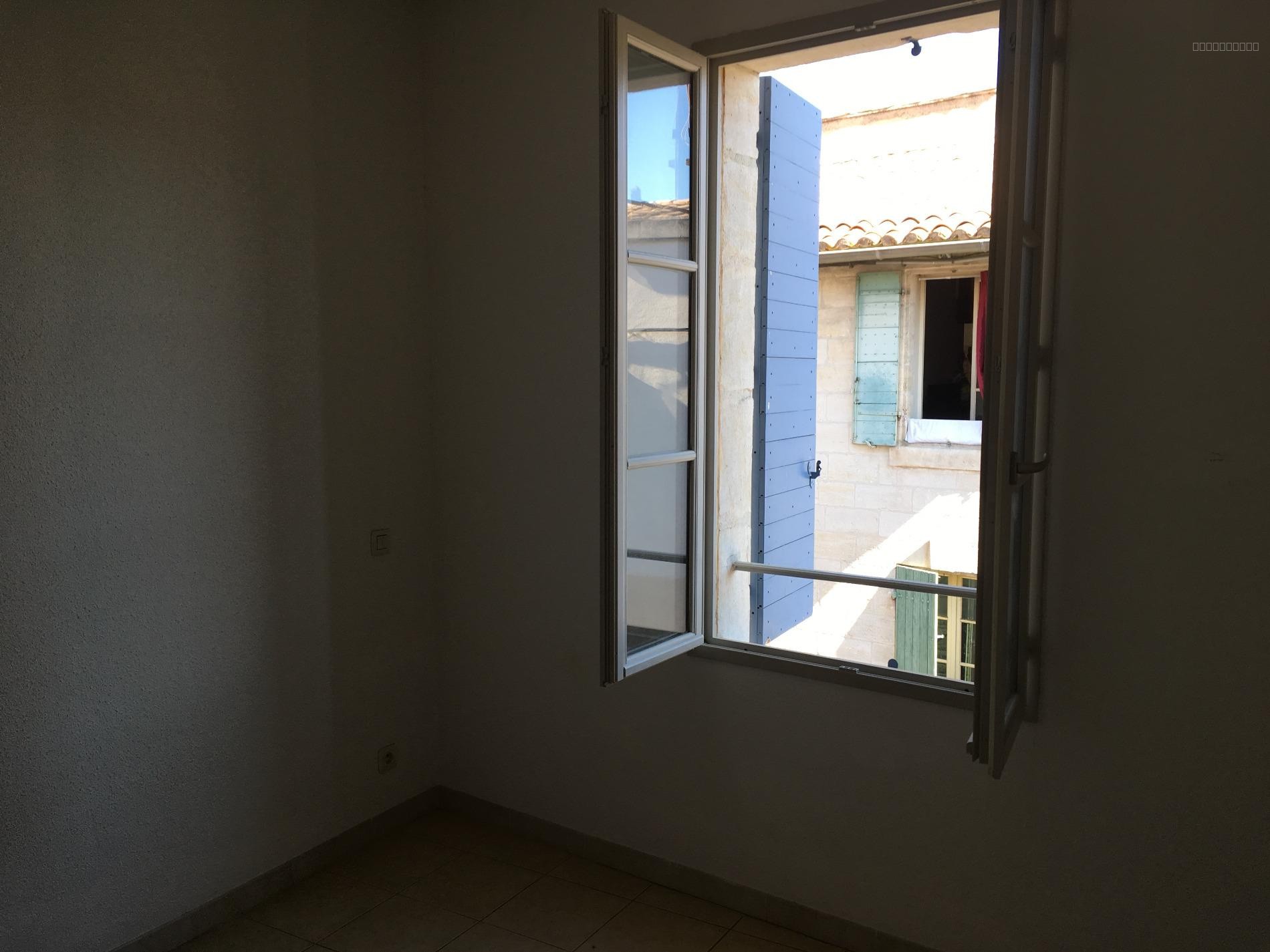 Triplex 92m2 centre de Beaucaire — photo 5