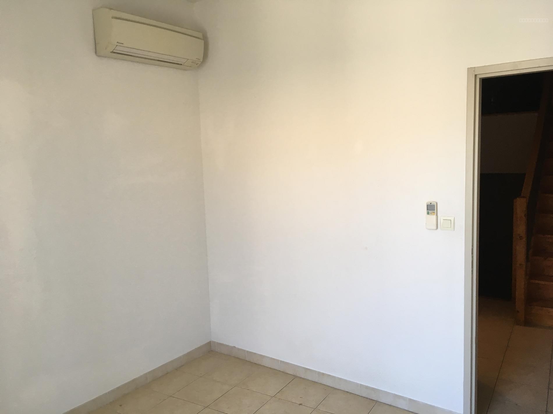 Triplex 92m2 centre de Beaucaire — photo 7