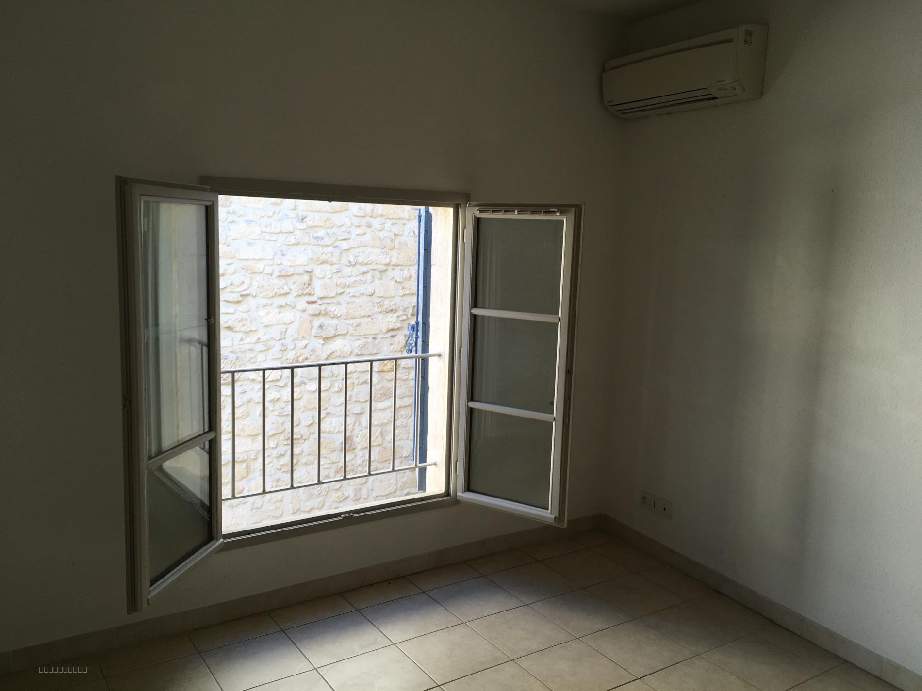 Triplex 92m2 centre de Beaucaire — photo 6