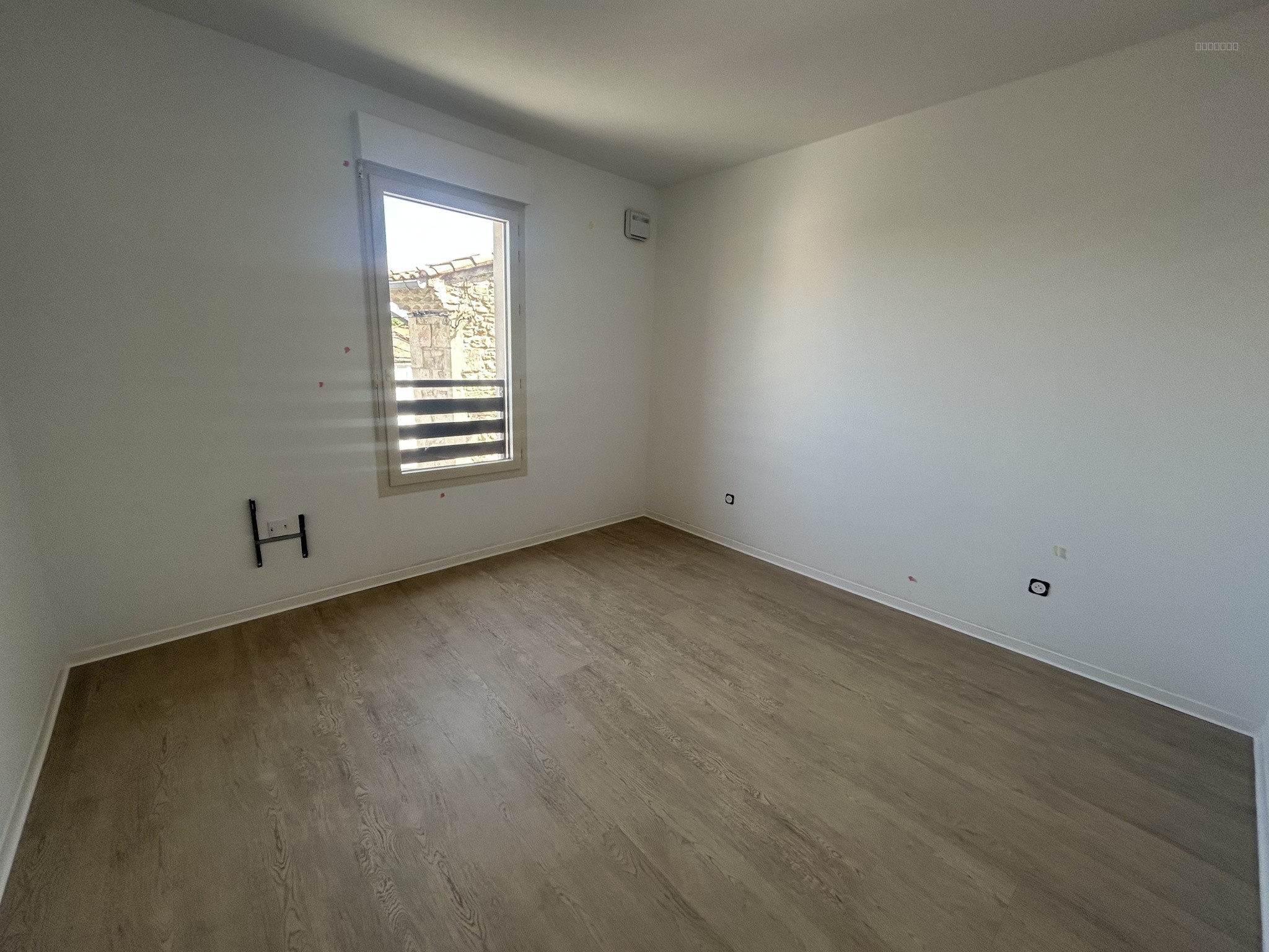 NIMES PROGRAMME NEUF T3 AVEC STATIONNEMENT ET EXTERIEUR — photo 9