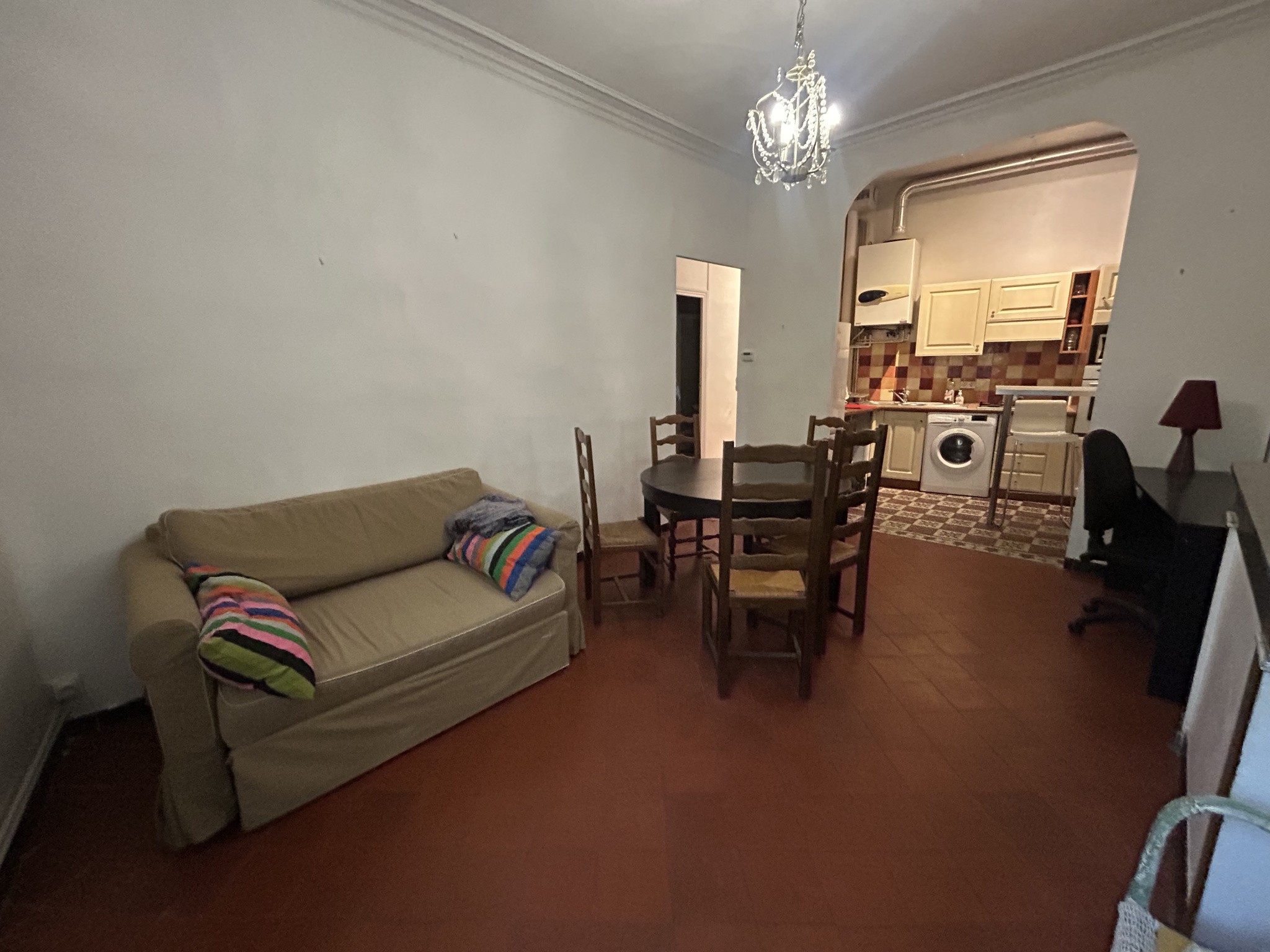 Appartement T2 43m2 Centre-Ville de Nîmes — photo 2