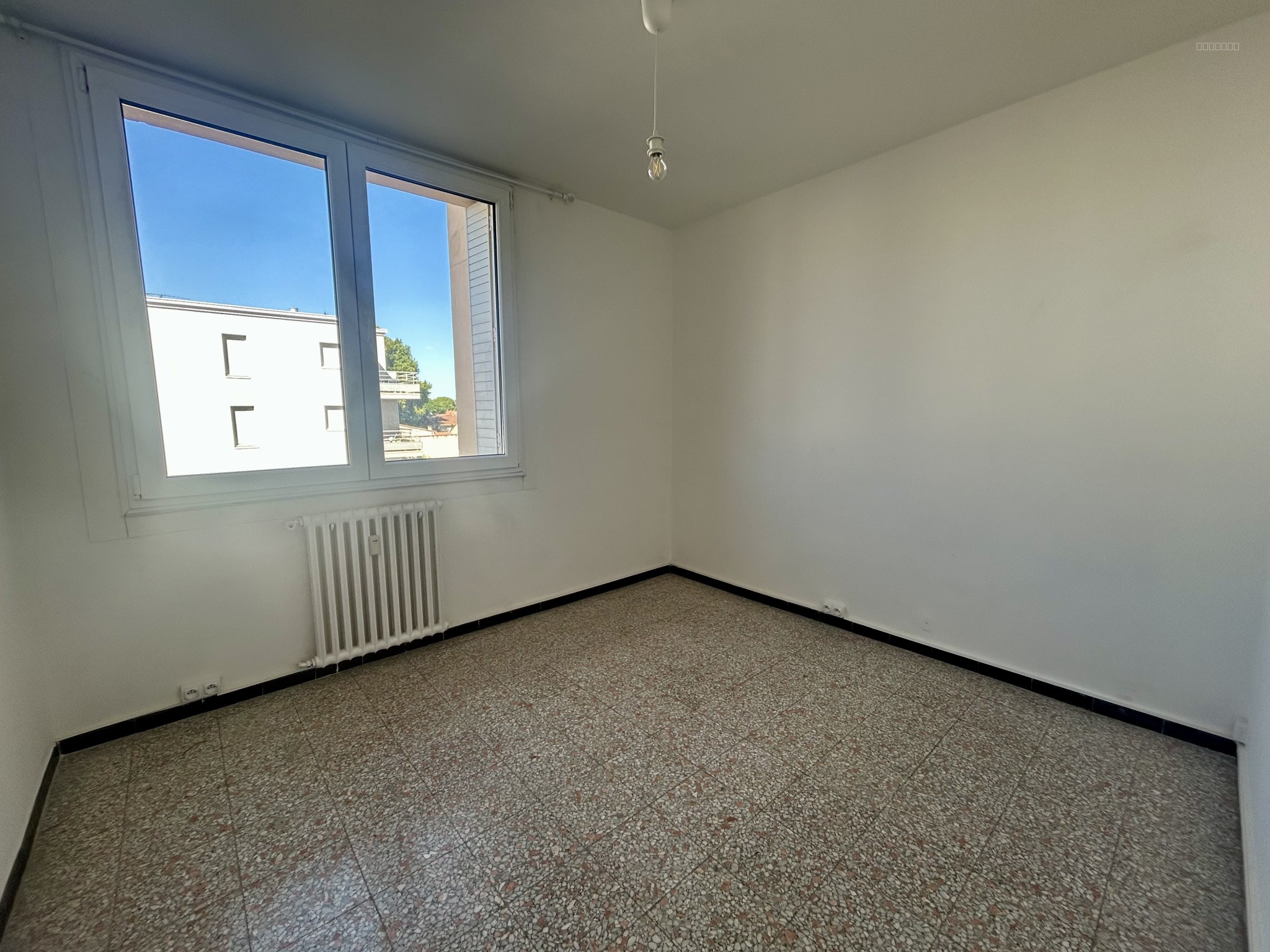 Appartement T3 Lumineux de 64 m2 Rénové — photo 9