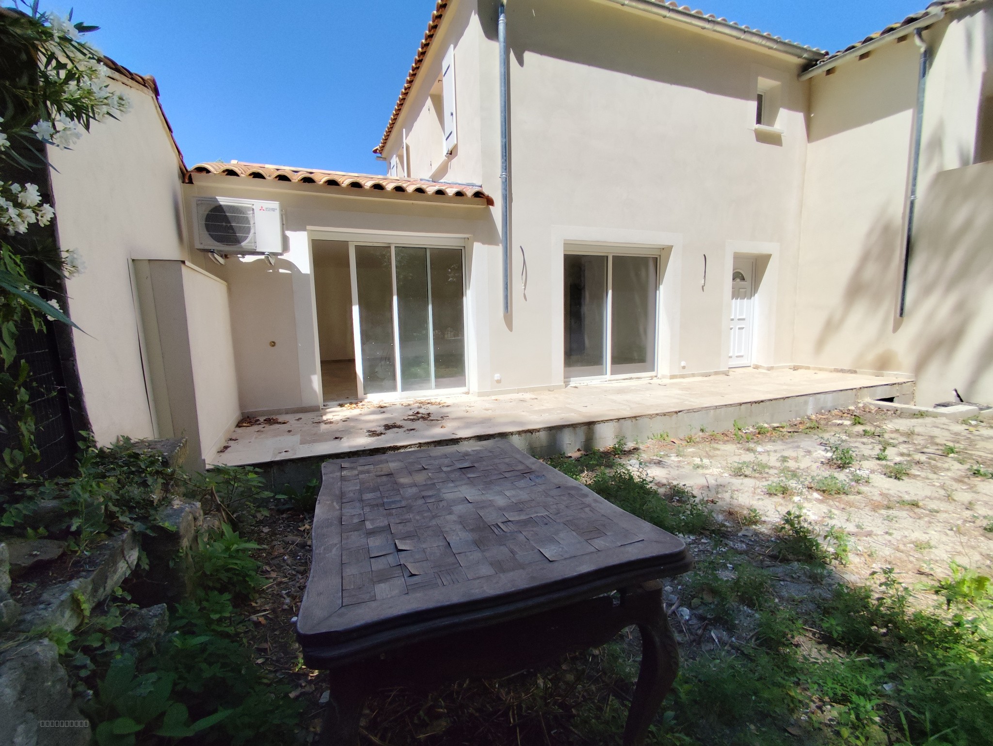 JONQUIERES SAINT VINCENT TYPE 4 DE 128M2 AVEC JARDIN PARKING — photo 2