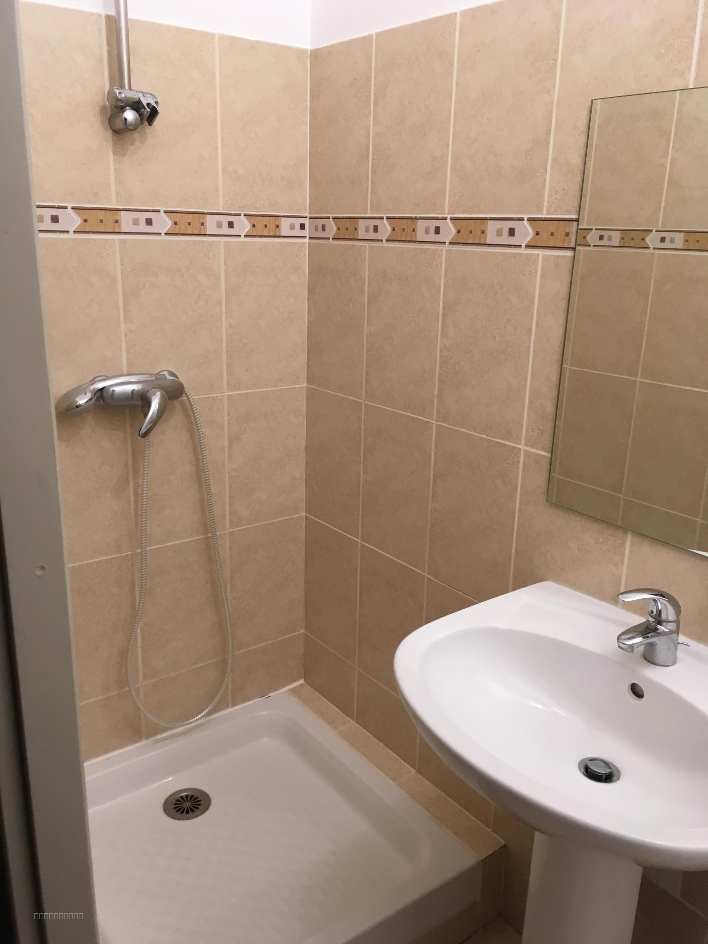 Triplex 92m2 centre de Beaucaire — photo 10