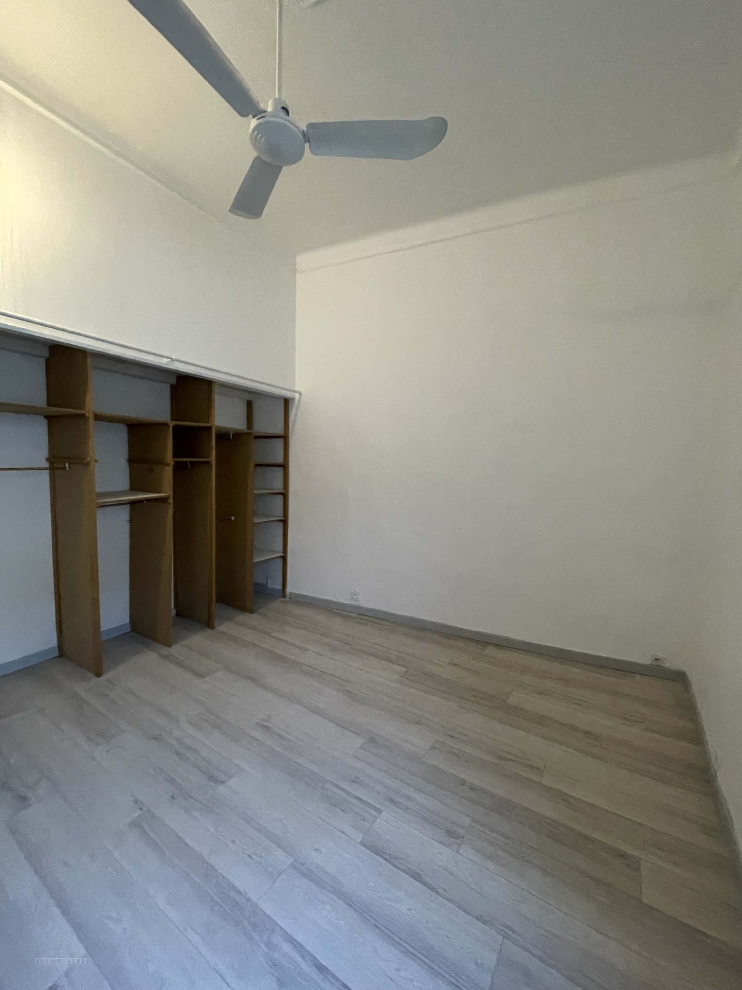 P4 centre ville avec 2 terrasses — photo 8