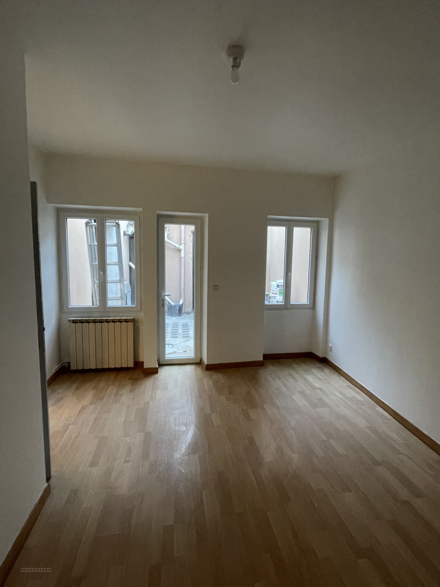 P4 centre ville avec 2 terrasses — photo 12