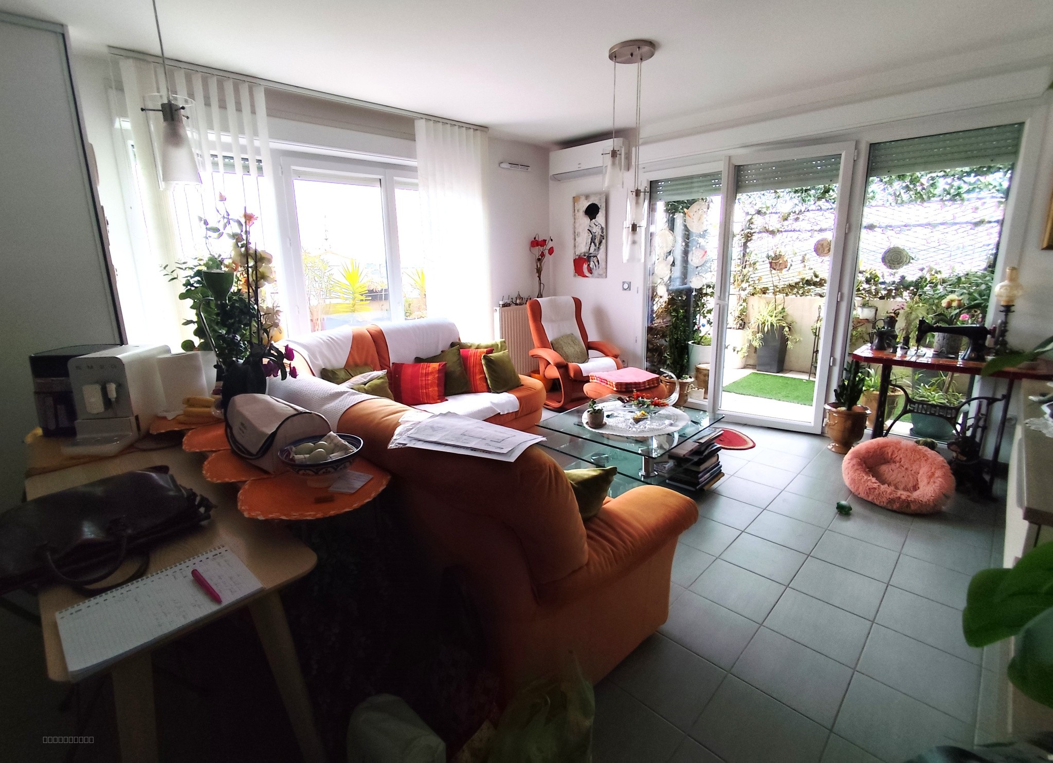 INVESTISSEURS - NIMES RESIDENCE SENIORS APPARTEMENT T2 VUE IMPRENABLE DERNIER ETAGE TERRASSE ET BOX — photo 2