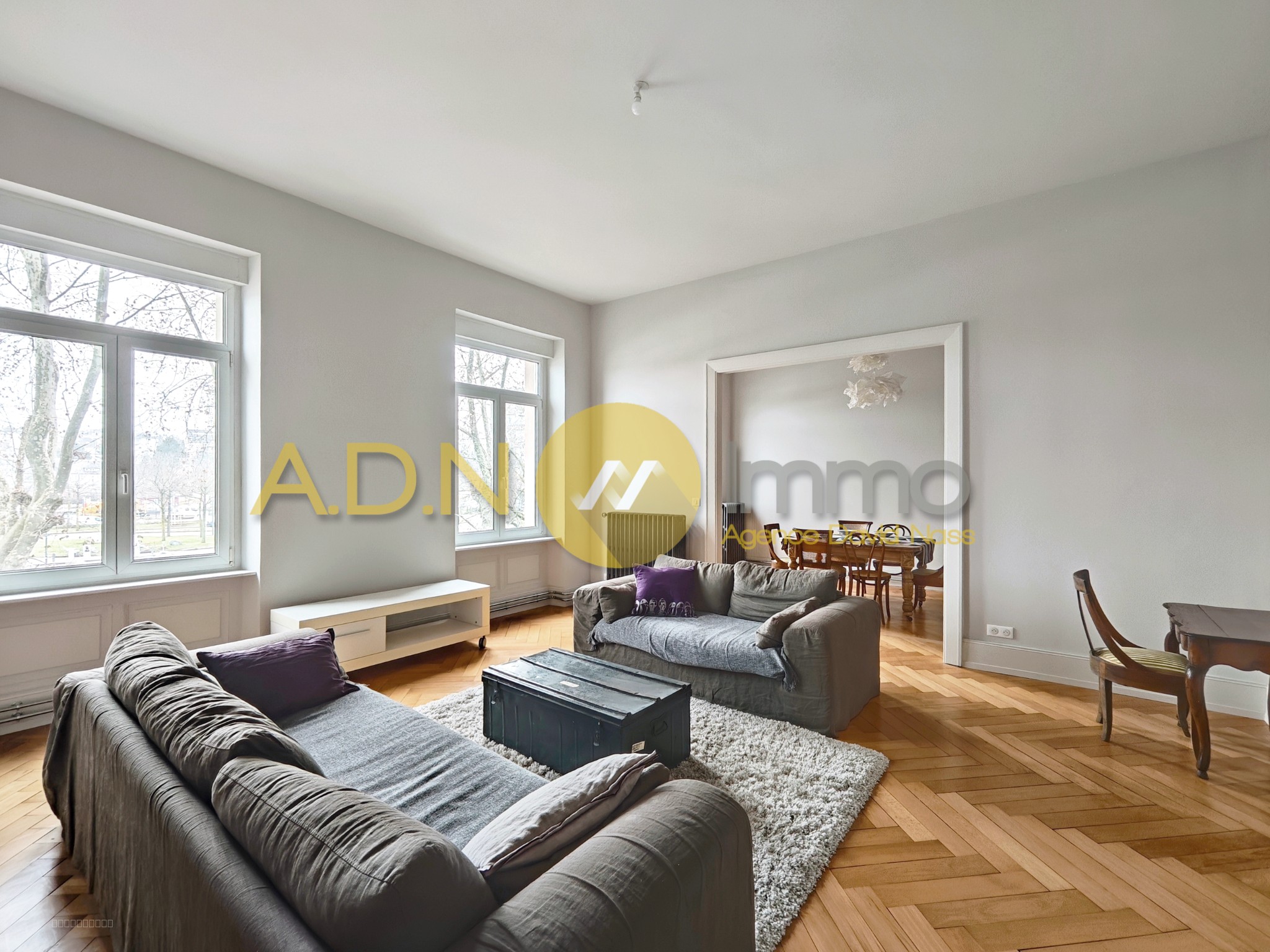 Appartement haut de gamme   Gare TGV à pied   Idéal frontaliers Suisse & Allemagne   Zéro travaux - Vue Canal — photo 2