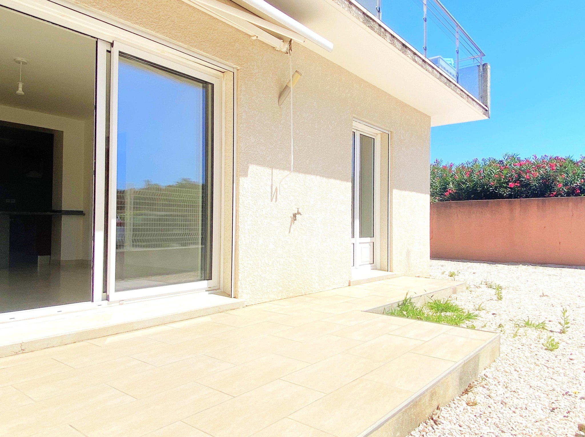 UN APPARTEMENT AU DERNIER ETAGE, AVEC GARAGE, A PERPIGNAN SUD — photo 12