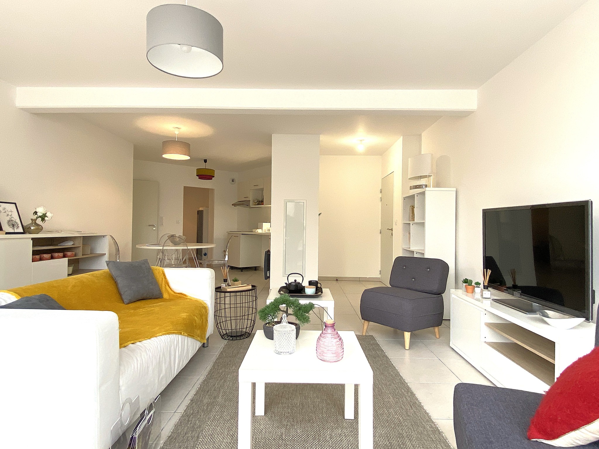 UN APPARTEMENT DE STANDING T4 AVEC TERRASSE ET PARKING, A PERPIGNAN CENTRE — photo 3