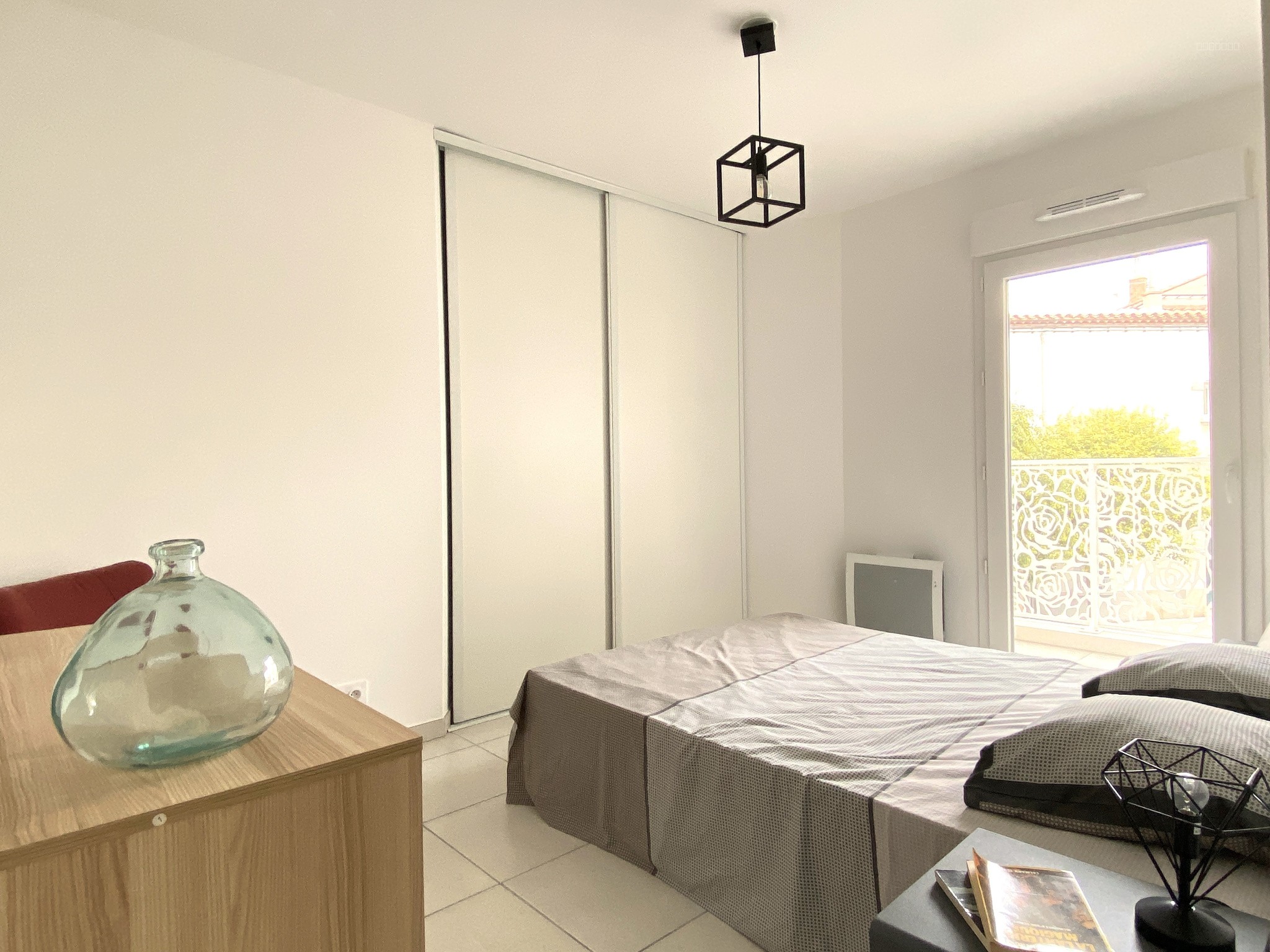 UN APPARTEMENT DE STANDING T4 AVEC TERRASSE ET PARKING, A PERPIGNAN CENTRE — photo 5