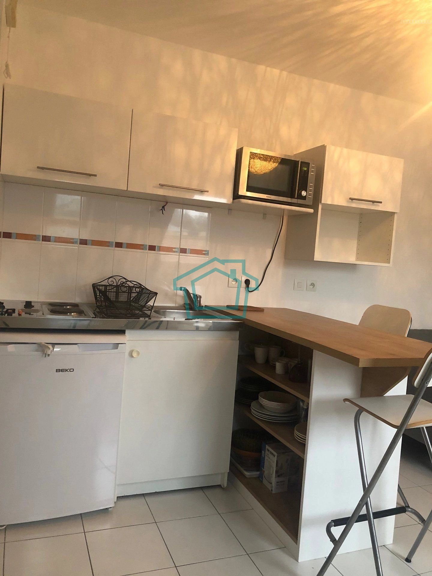 F2 en duplex meublé - La Queue Les Yvelines 78940 — photo 3