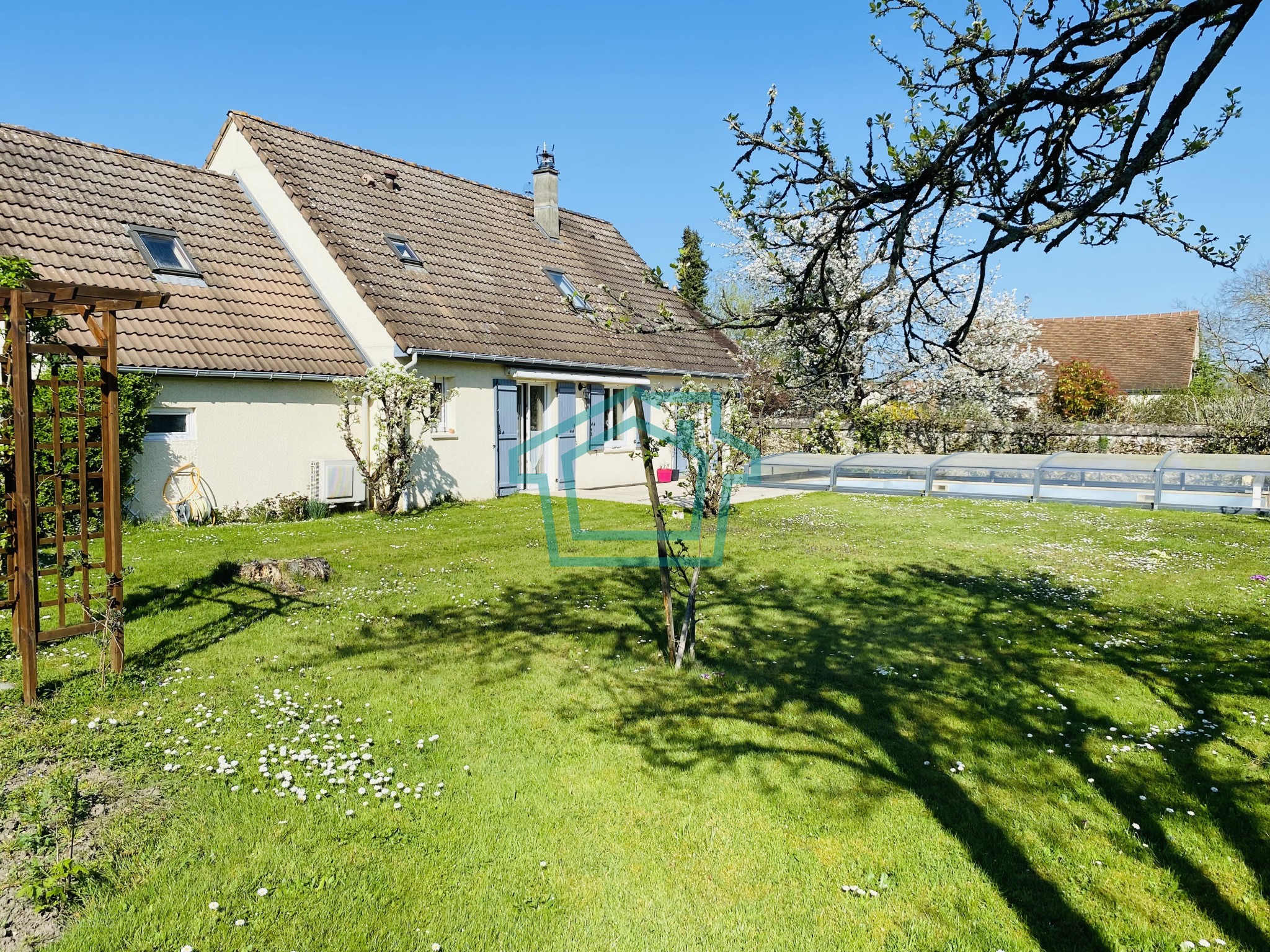 Maison 7P avec piscine - JOUARS-PONCHARTRAIN 78490 — photo 2