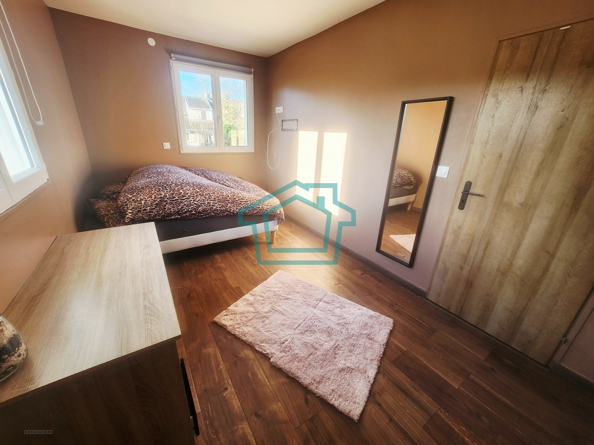 Maison 100 m2, élevée sur 258 m2, centre du village 78940 — photo 8