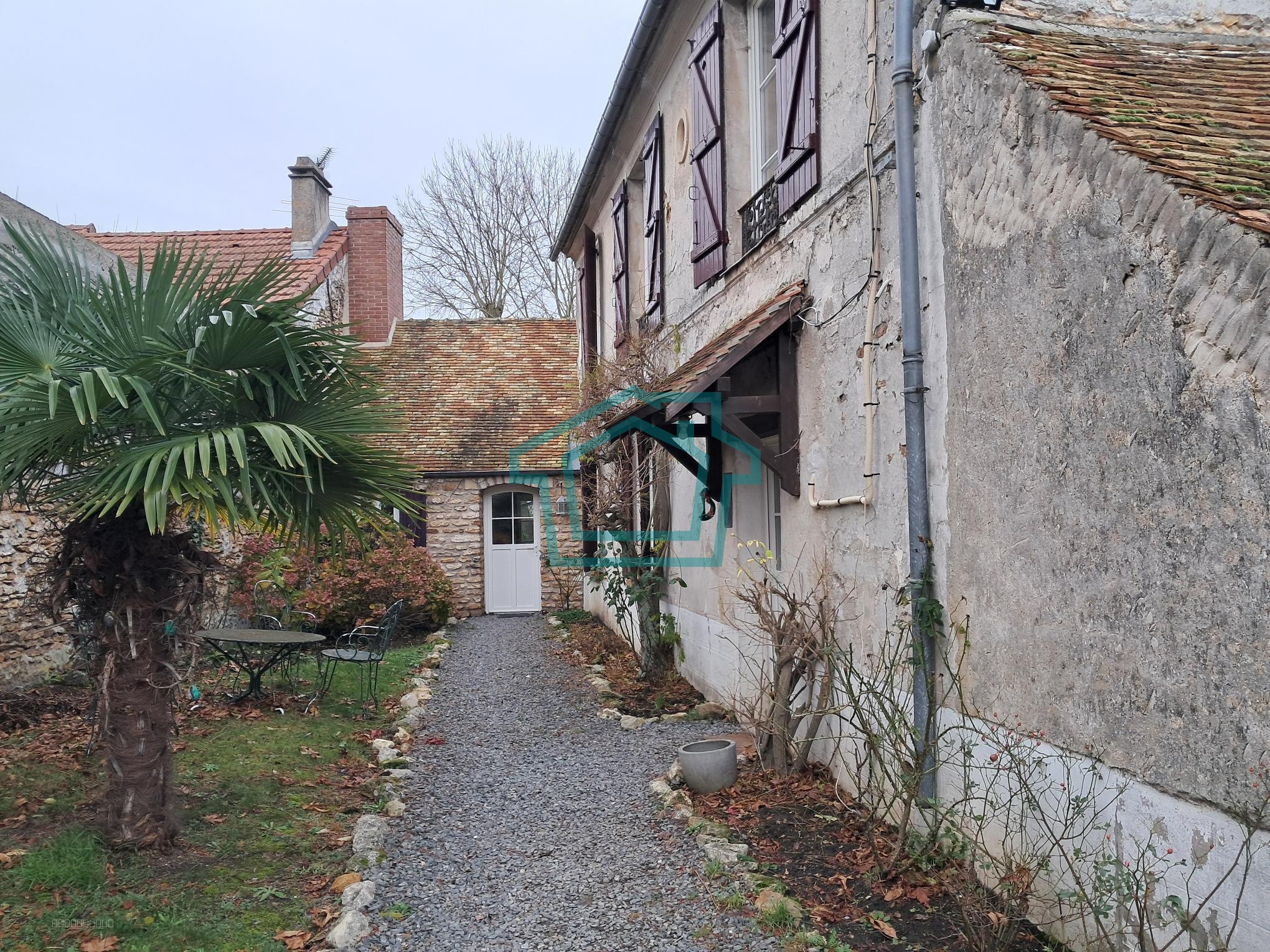 Maison ancienne - proche THOIRY 78770 — photo 2