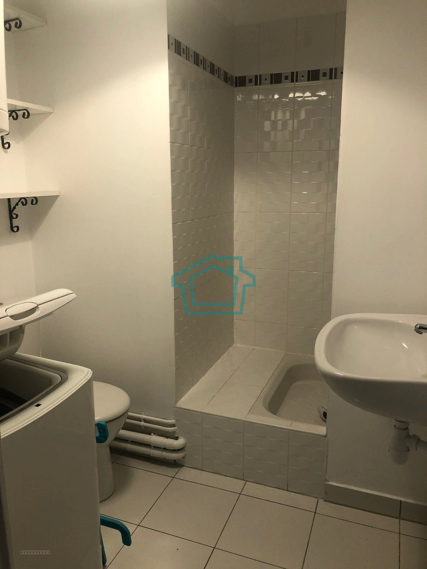 F2 en duplex meublé - La Queue Les Yvelines 78940 — photo 6