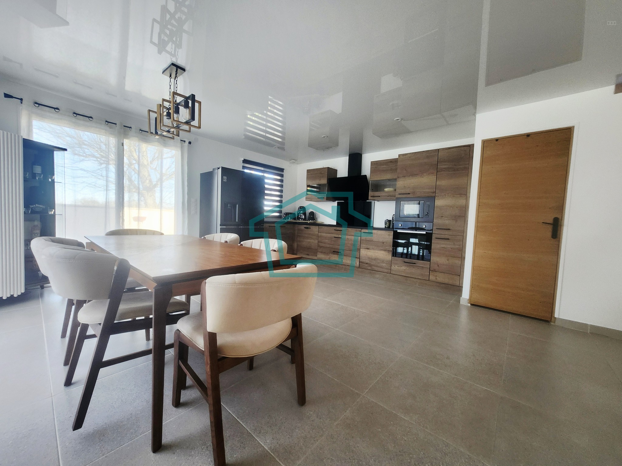 Maison 100 m2, élevée sur 258 m2, centre du village 78940 — photo 11