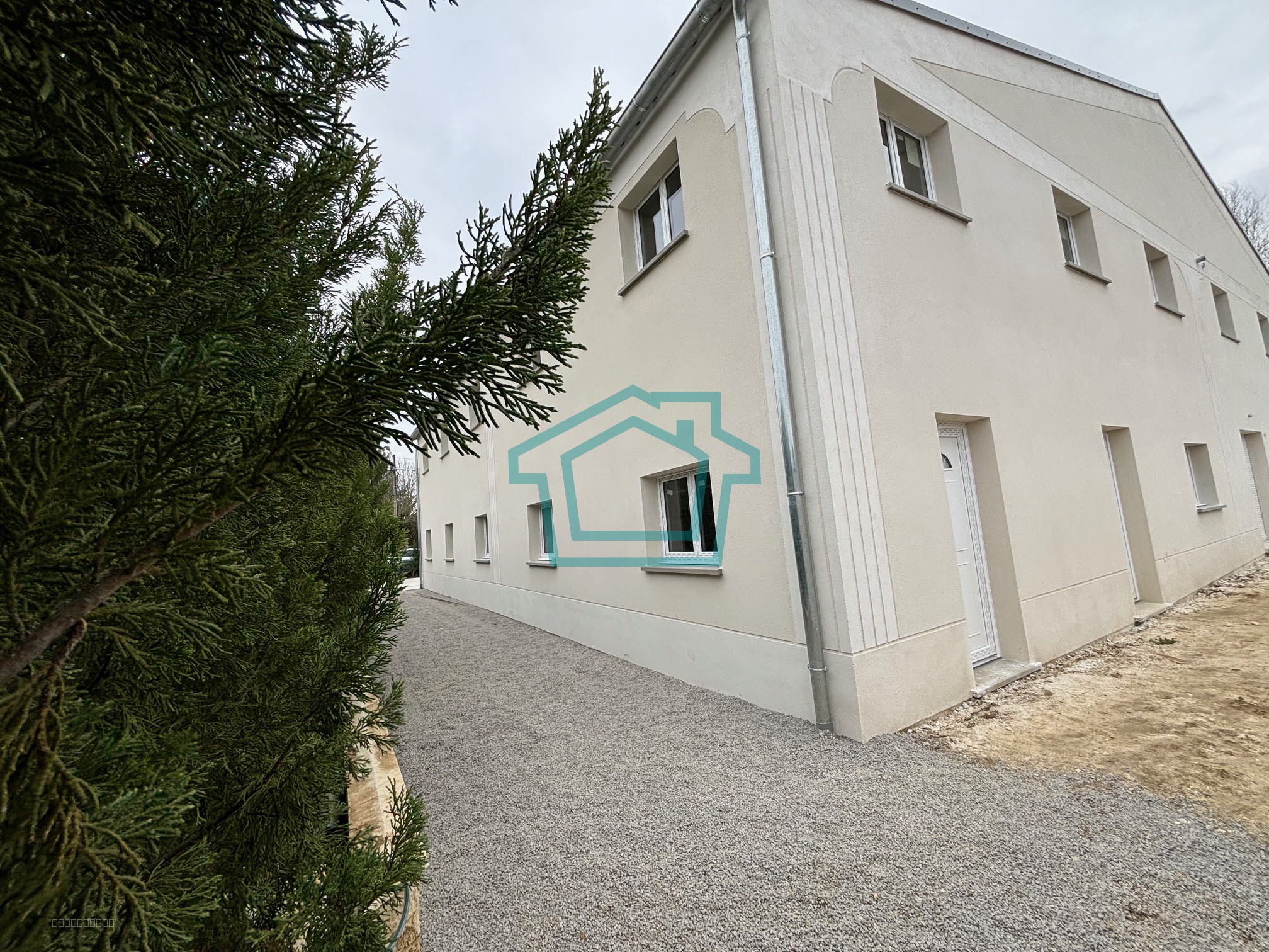 Grand Hangar de 300 m2 - GARANCIERES 78890 — photo 8