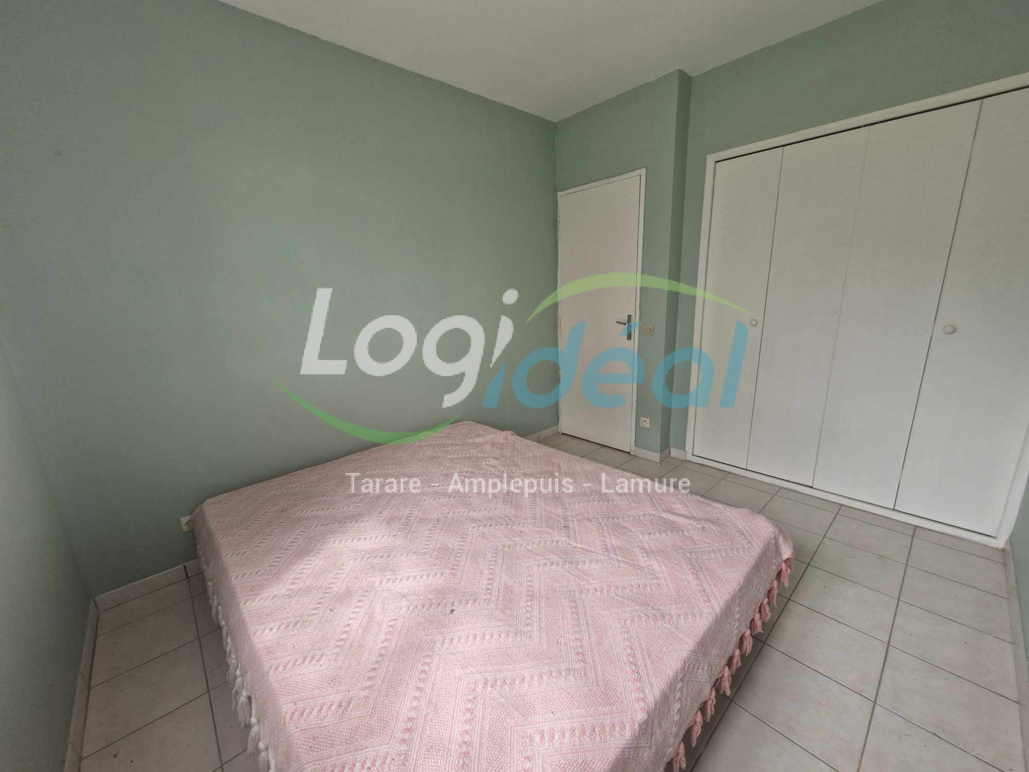 Villa des années 80 en bon état sur 1245m2 de terrain — photo 10