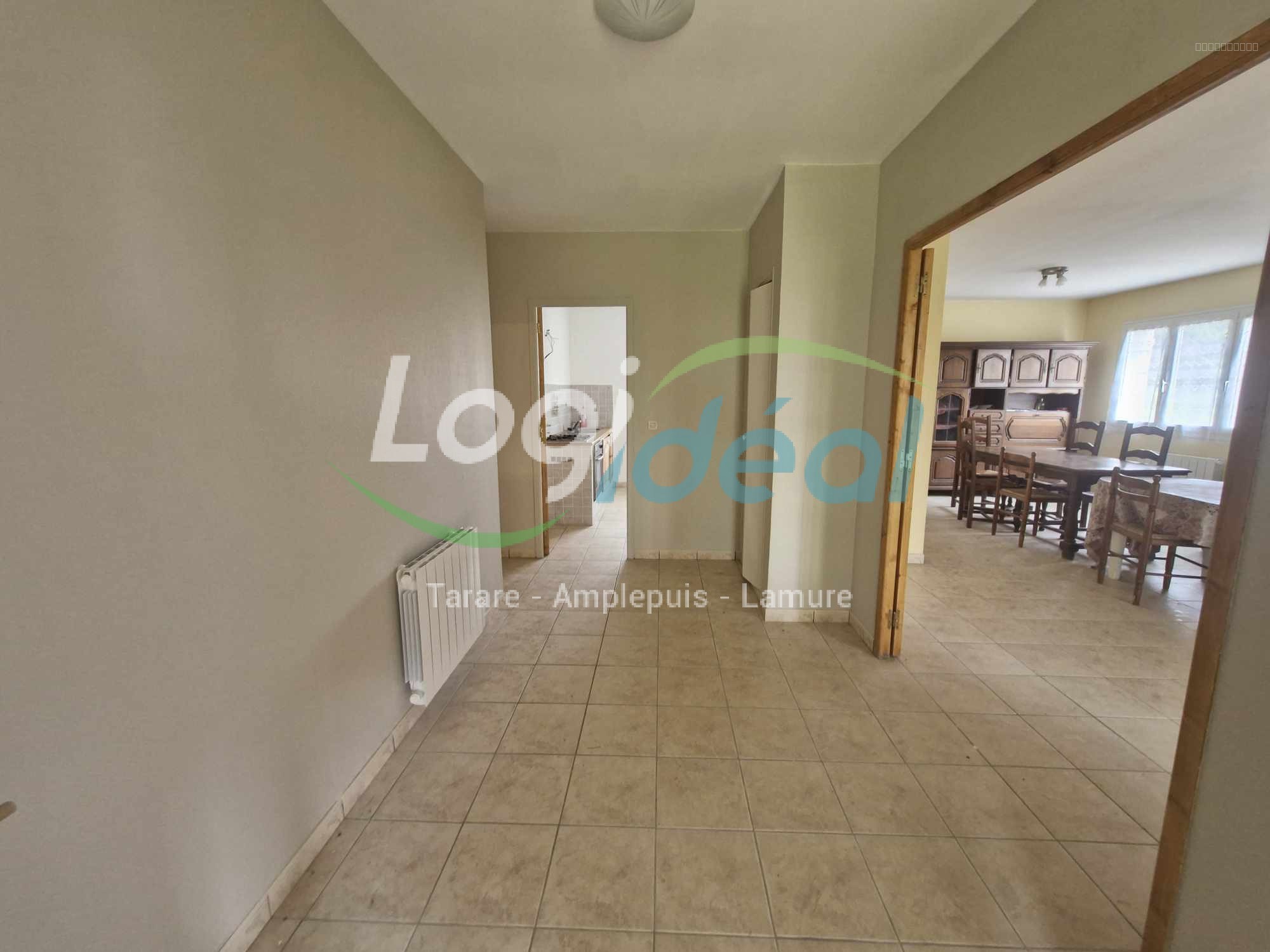 Villa des années 80 en bon état sur 1245m2 de terrain — photo 7