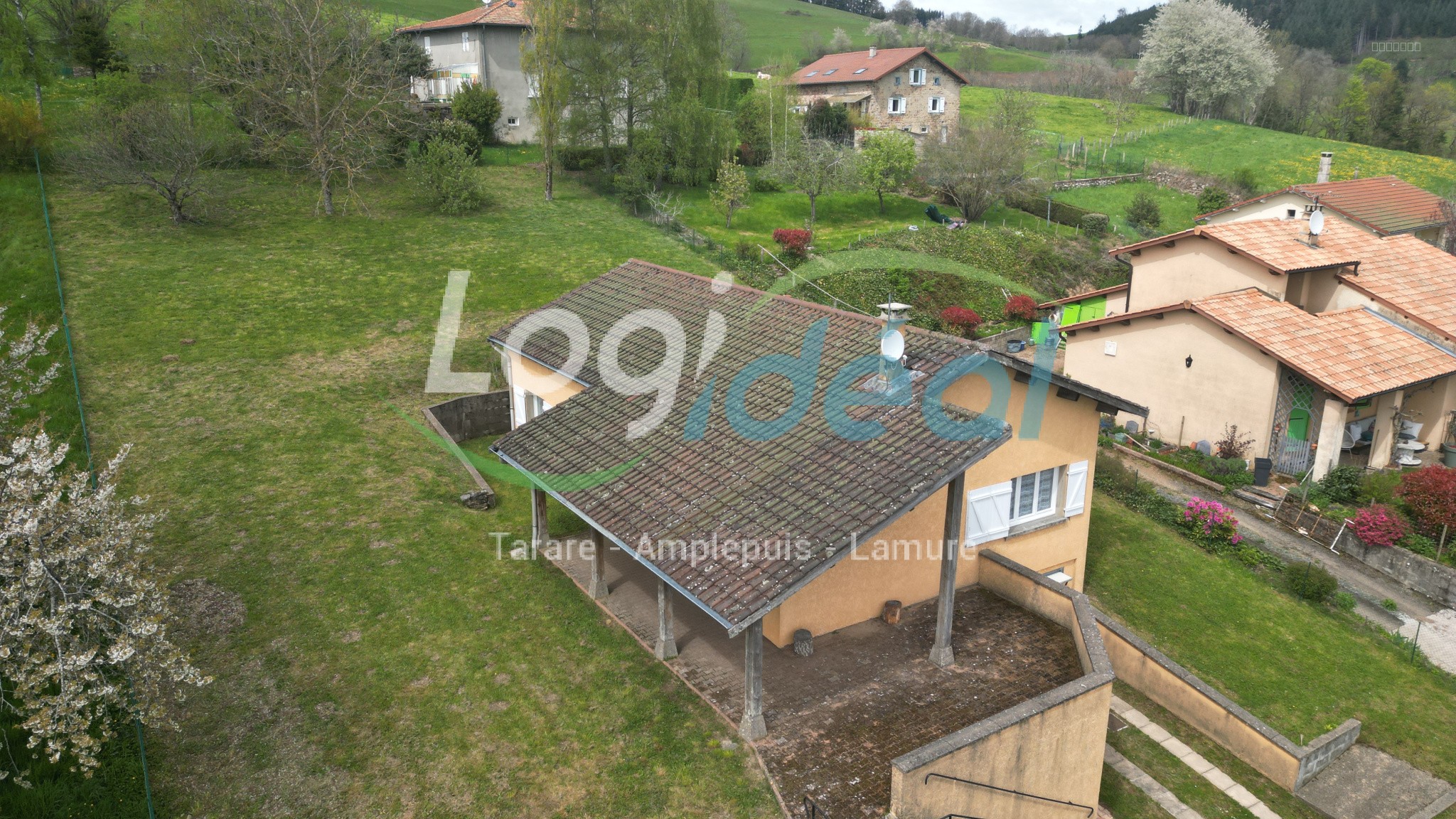 Villa des années 80 en bon état sur 1245m2 de terrain — photo 17