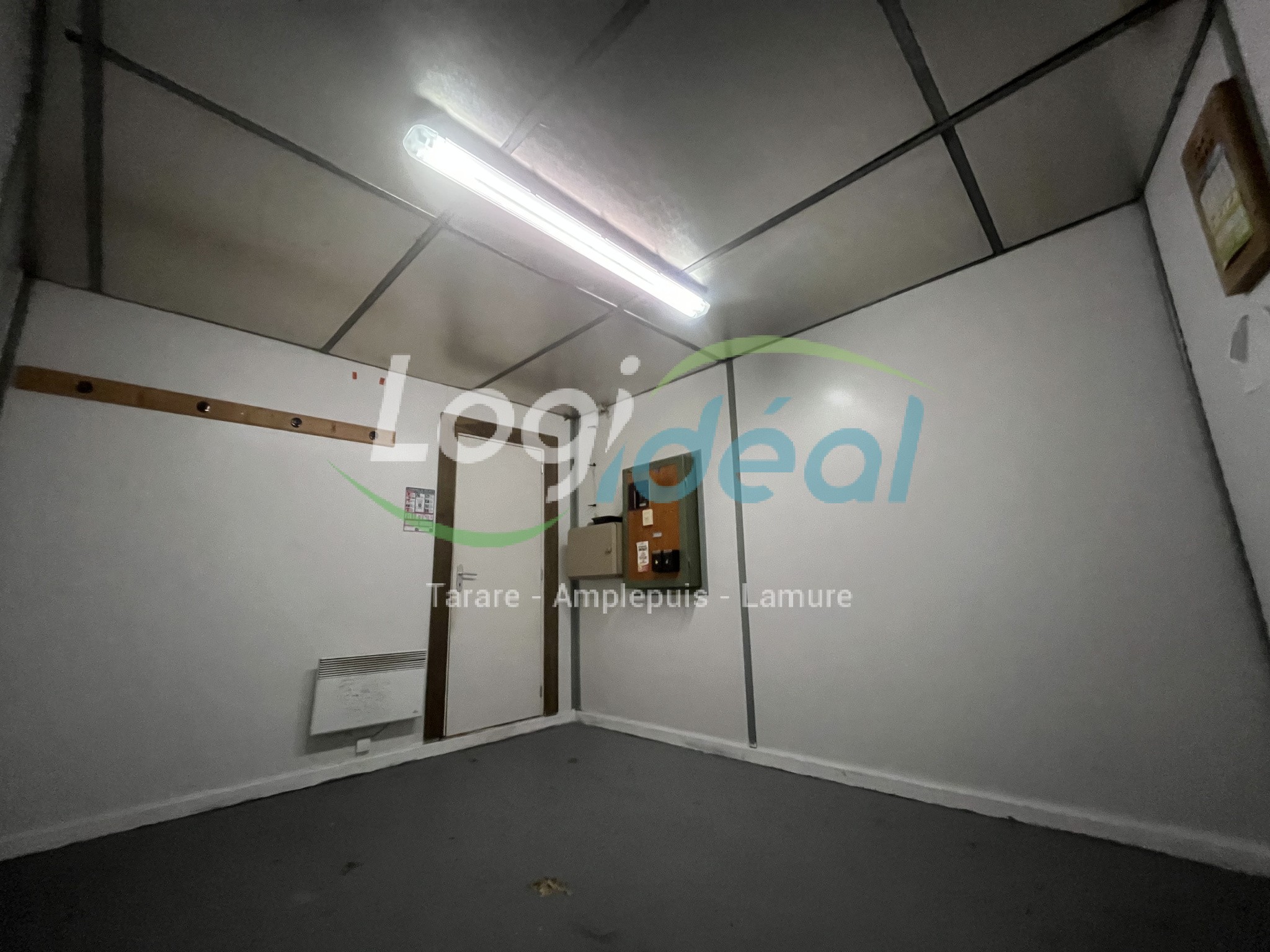 Local commercial- TARARE — photo 4