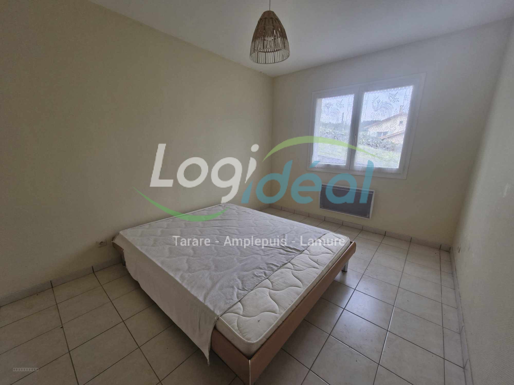 Villa des années 80 en bon état sur 1245m2 de terrain — photo 14