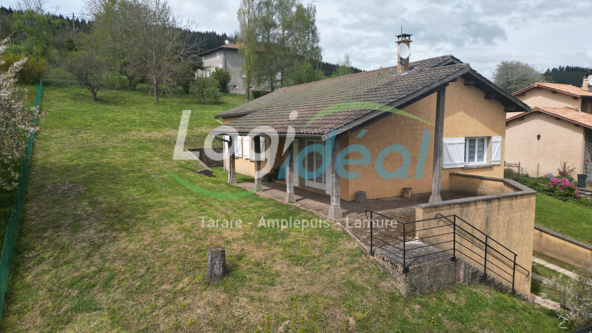 Villa des années 80 en bon état sur 1245m2 de terrain — photo 18