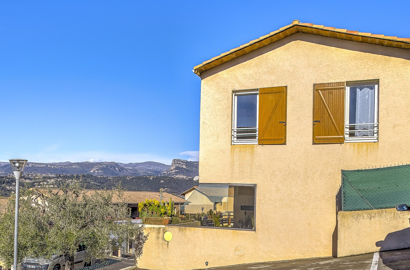 *** SOUS COMPROMIS *** Ravissante maison avec jardin et terrasse   Quartier prisé de la Corniche Fleurie, Nice — photo 2