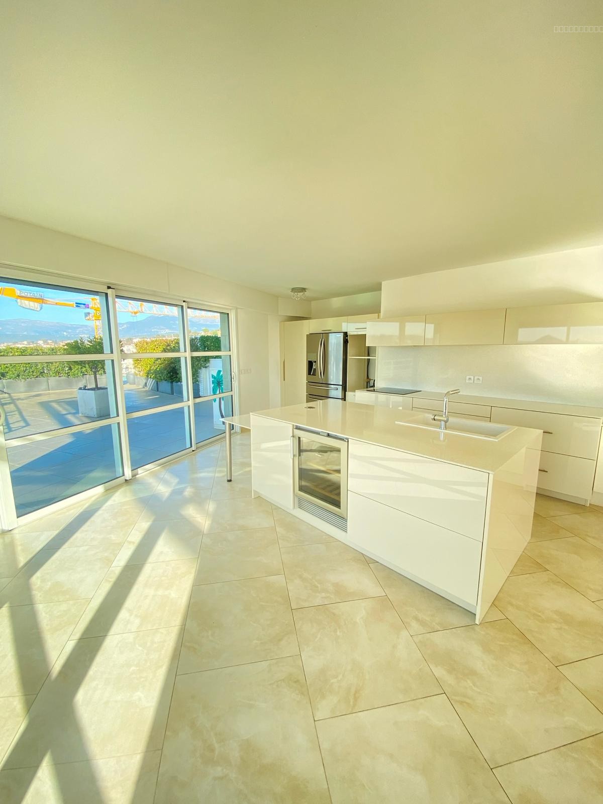 Toit-terrasse d’exception avec double garage - À pied de la mer et des commerces — photo 5