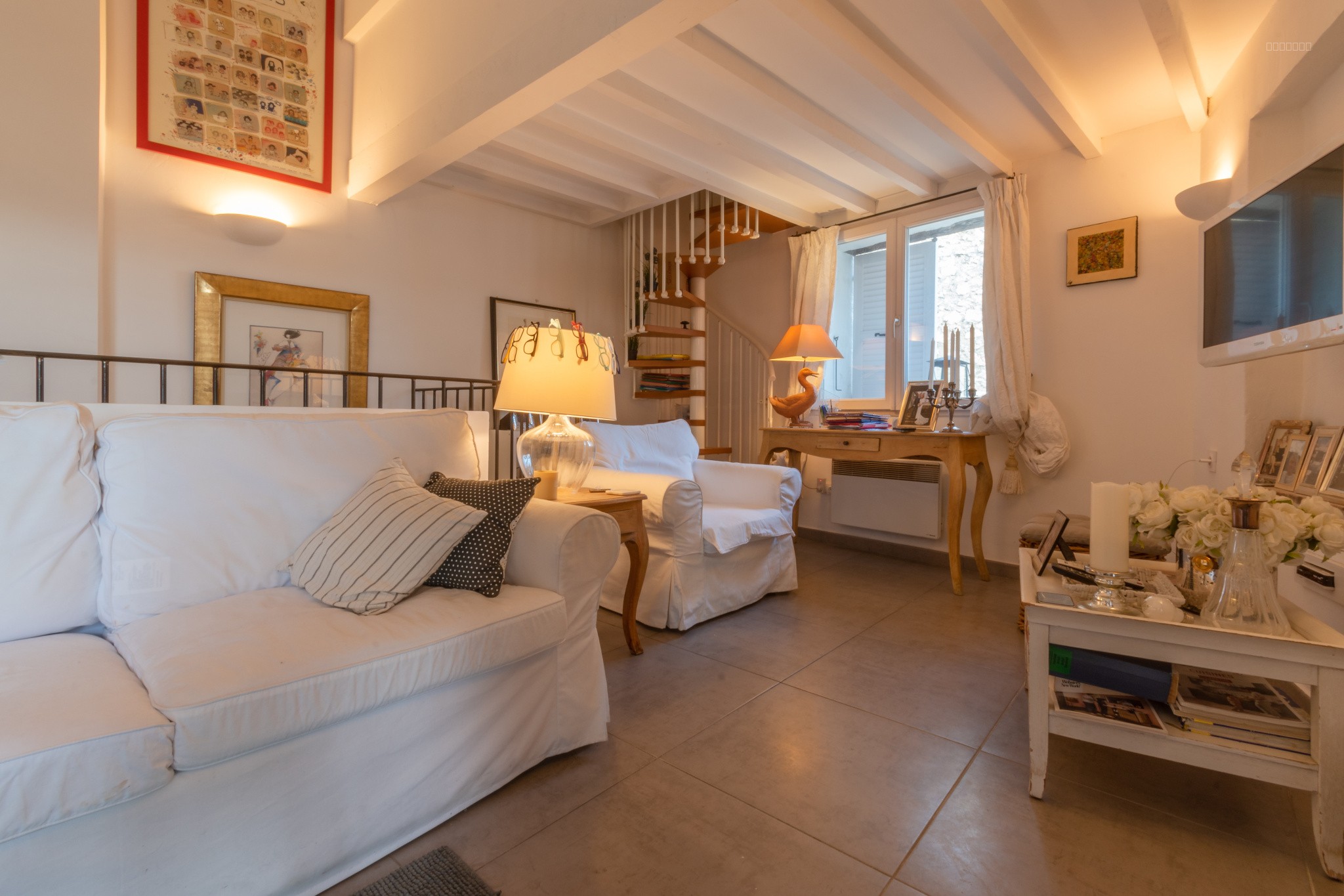 EXCLUSIVITE  !  Maison de village en pierre - Charme — photo 3