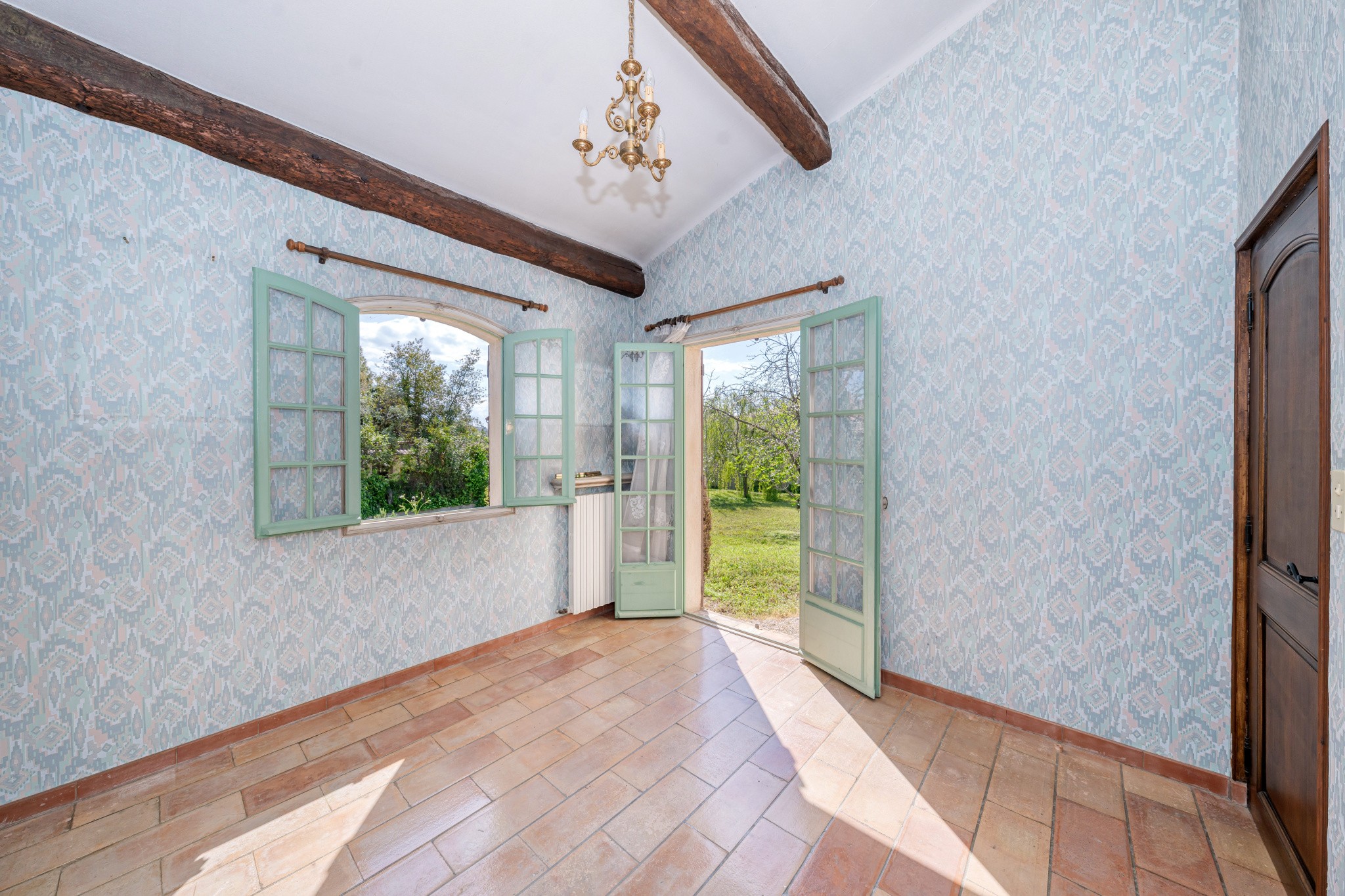 *** VENDU *** EXCLUSIVITE ! VILLA COUP DE CŒUR ! TERRAIN PLAT ! — photo 11