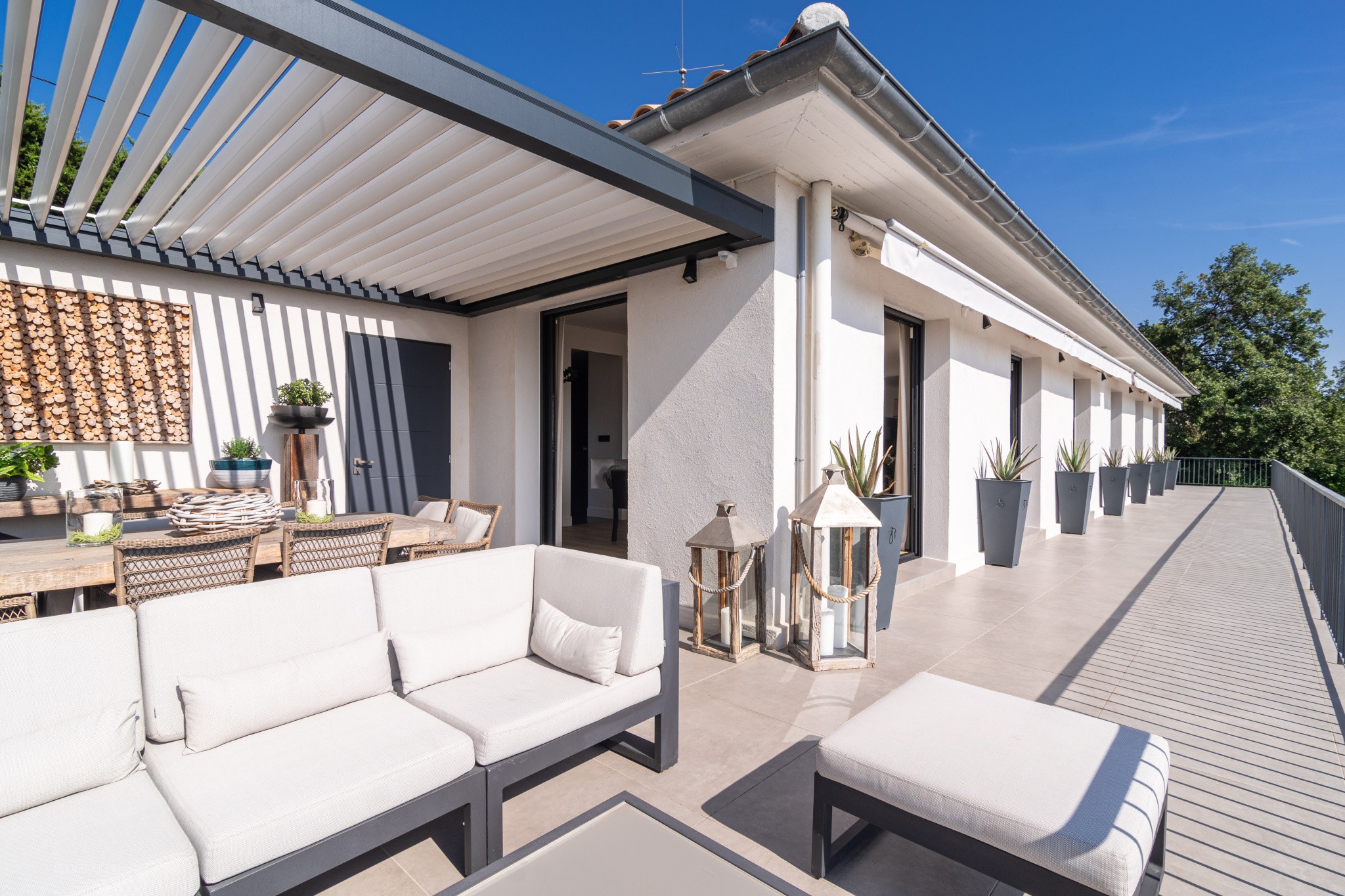 EXCLUSIVITE - CONTEMPORAINE - VUE MER PANORAMIQUE — photo 10