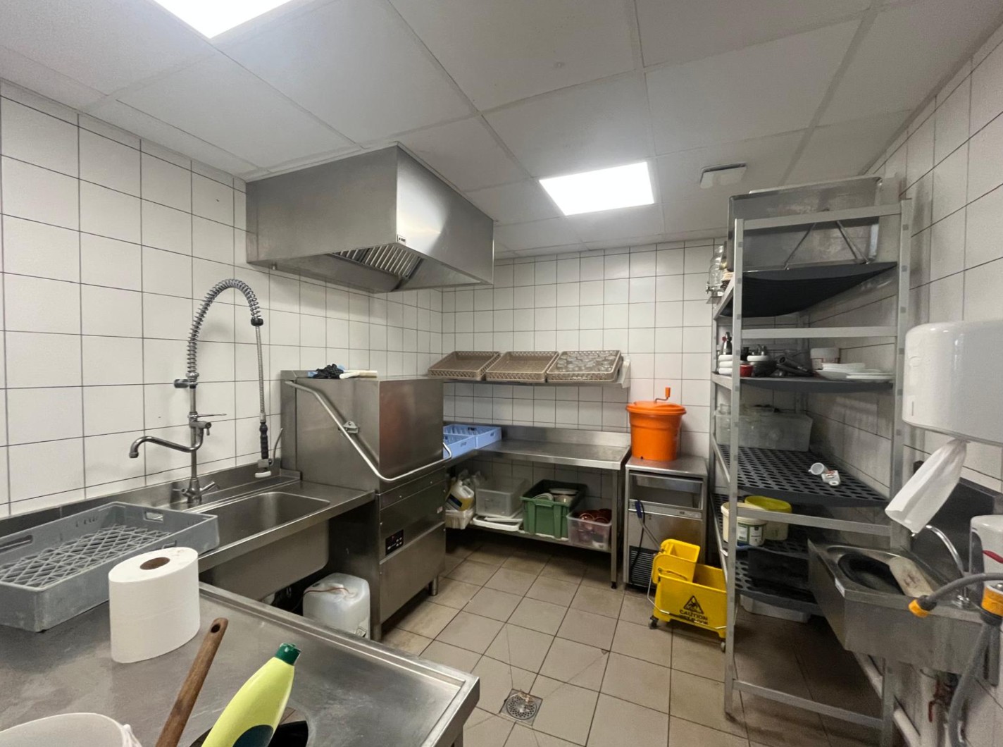 Fonds de Commerce de Restauration à vendre à Ceyzériat — photo 4