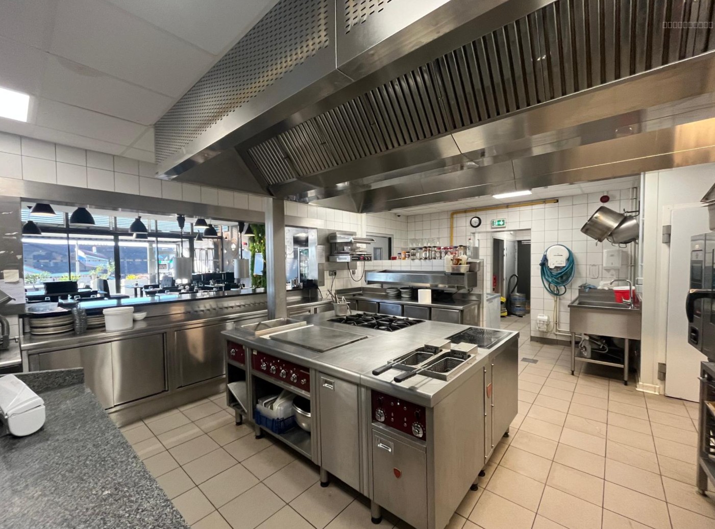 Fonds de Commerce de Restauration à vendre à Ceyzériat — photo 3