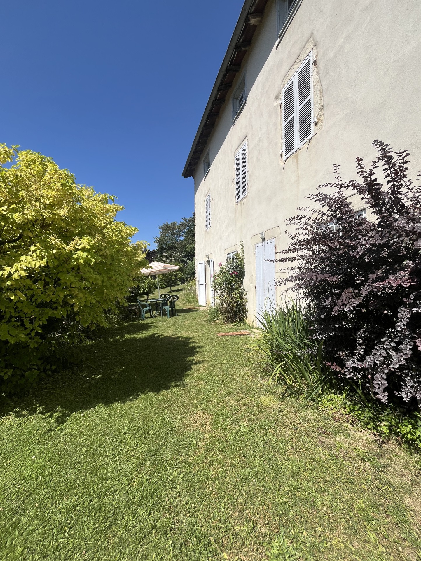 Propriété d'exception à Ceyzériat composée d'une maison de maître et de deux appartements indépendants — photo 3