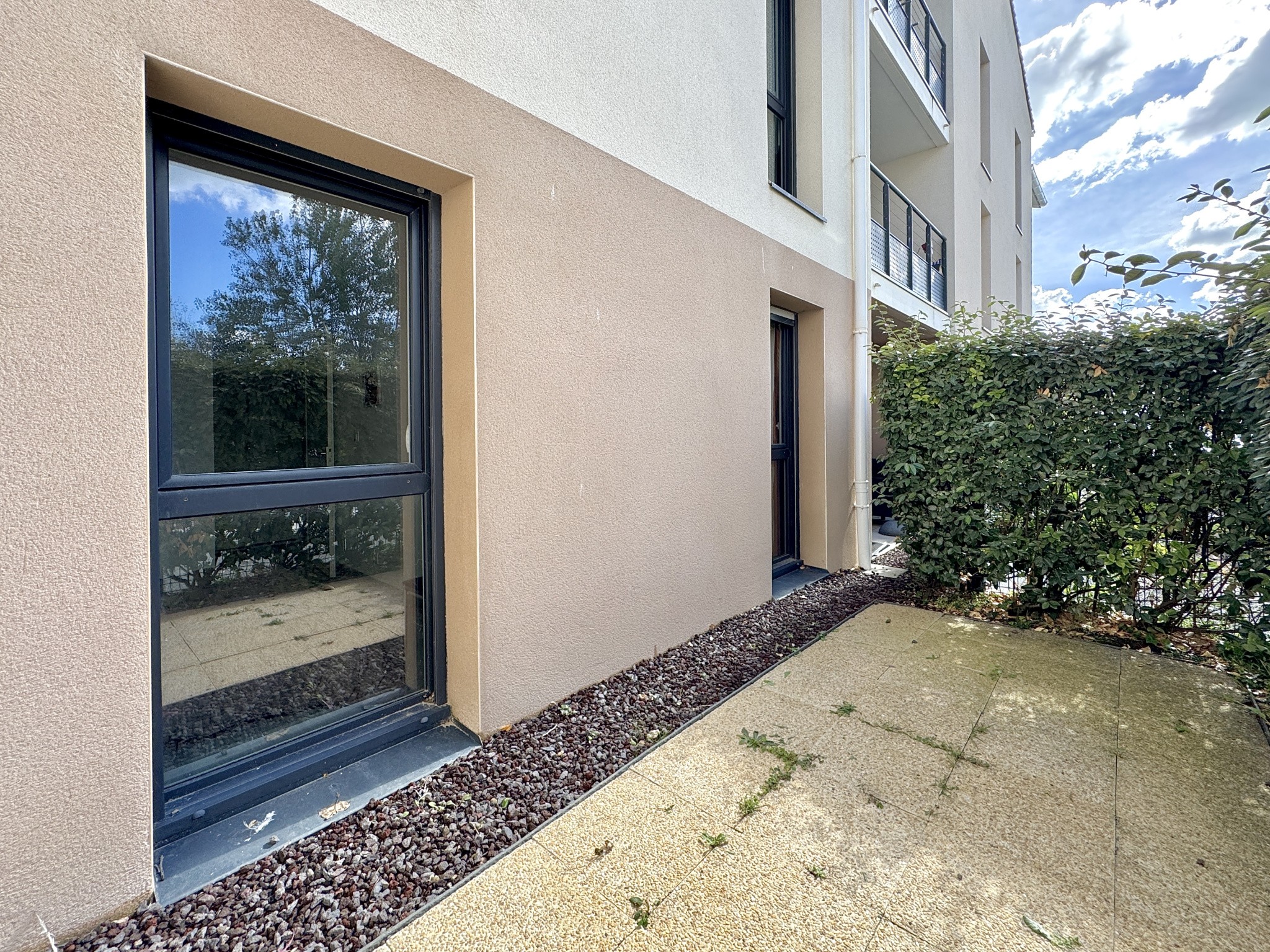 'BAIE' Appartement rez-de-jardin situé au coeur de Sion — photo 13