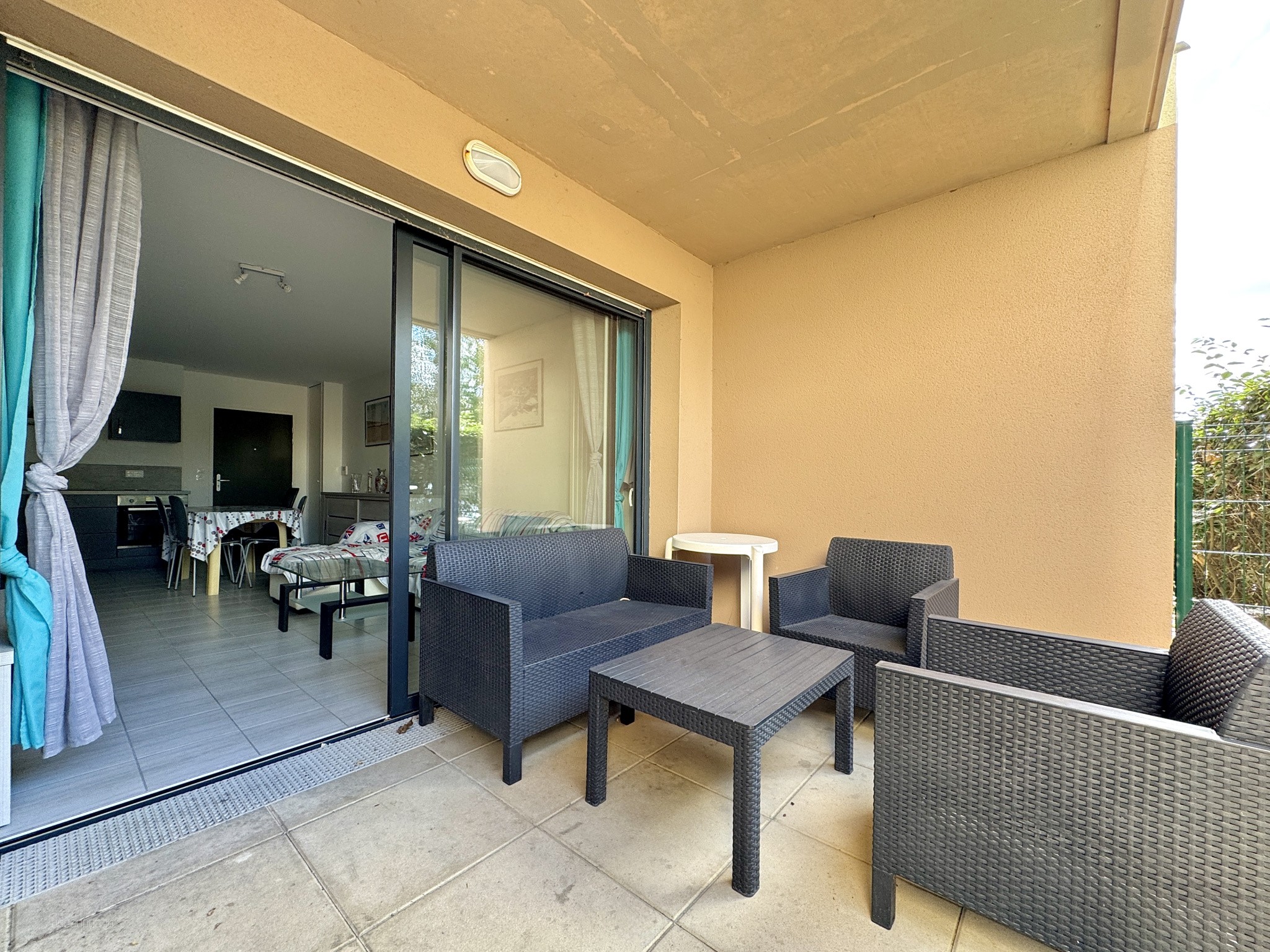 'BAIE' Appartement rez-de-jardin situé au coeur de Sion — photo 12