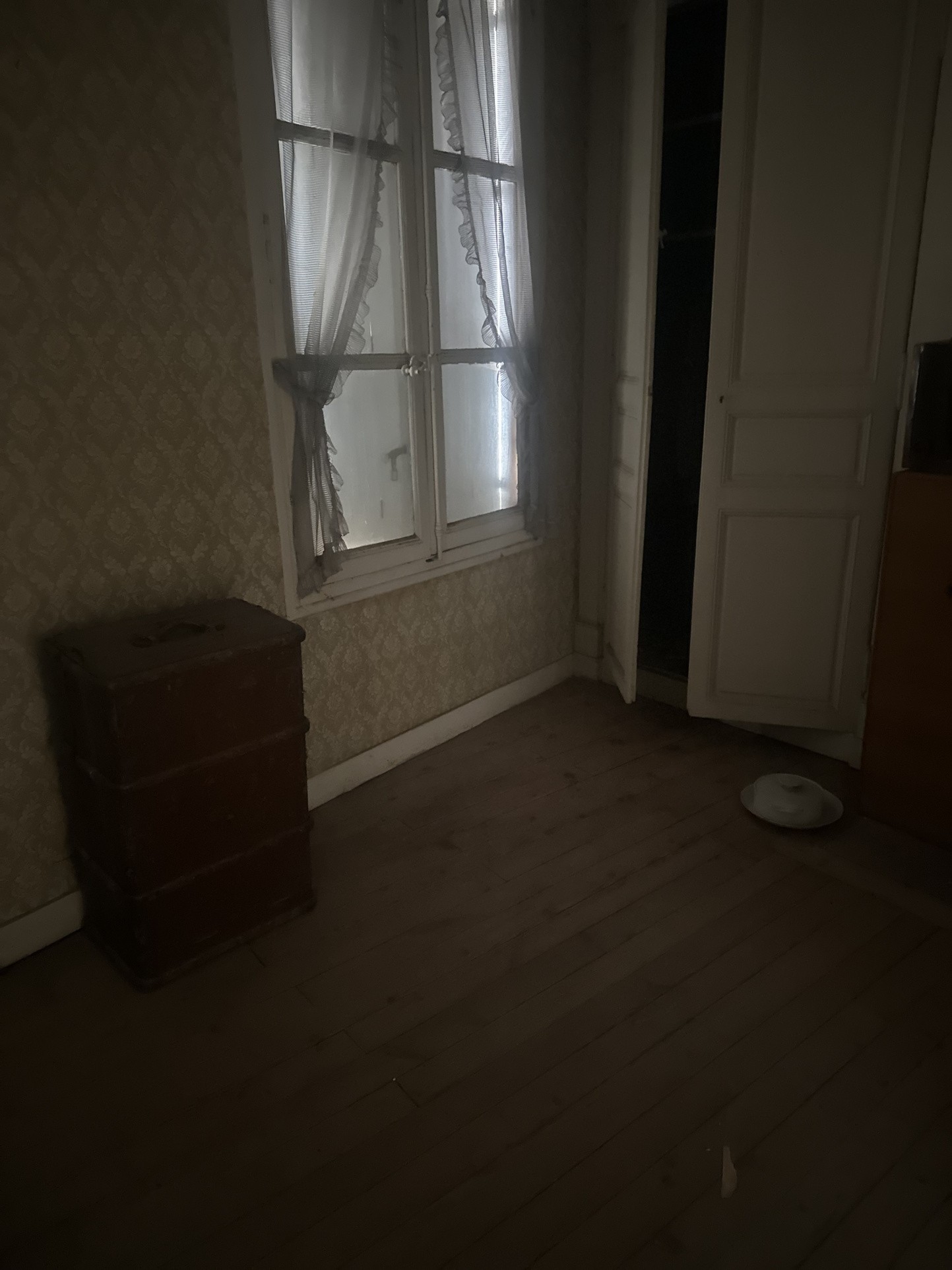 AGREABLE IMMEUBLE EN CENTRE VILLE DE CHÂTELLERAULT DANS LE CADRE ACTION COEUR DE VILLE — photo 2