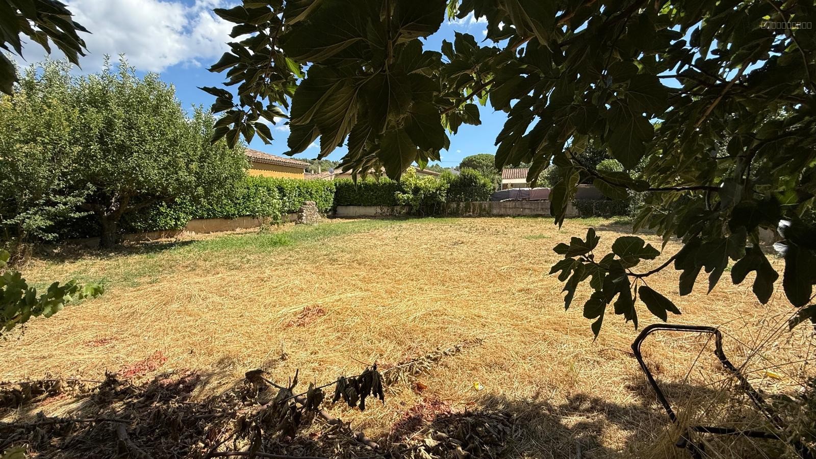 PEYROLLES CENTRE - Villa 118 m2 sur 1050 m2 au calme — photo 5