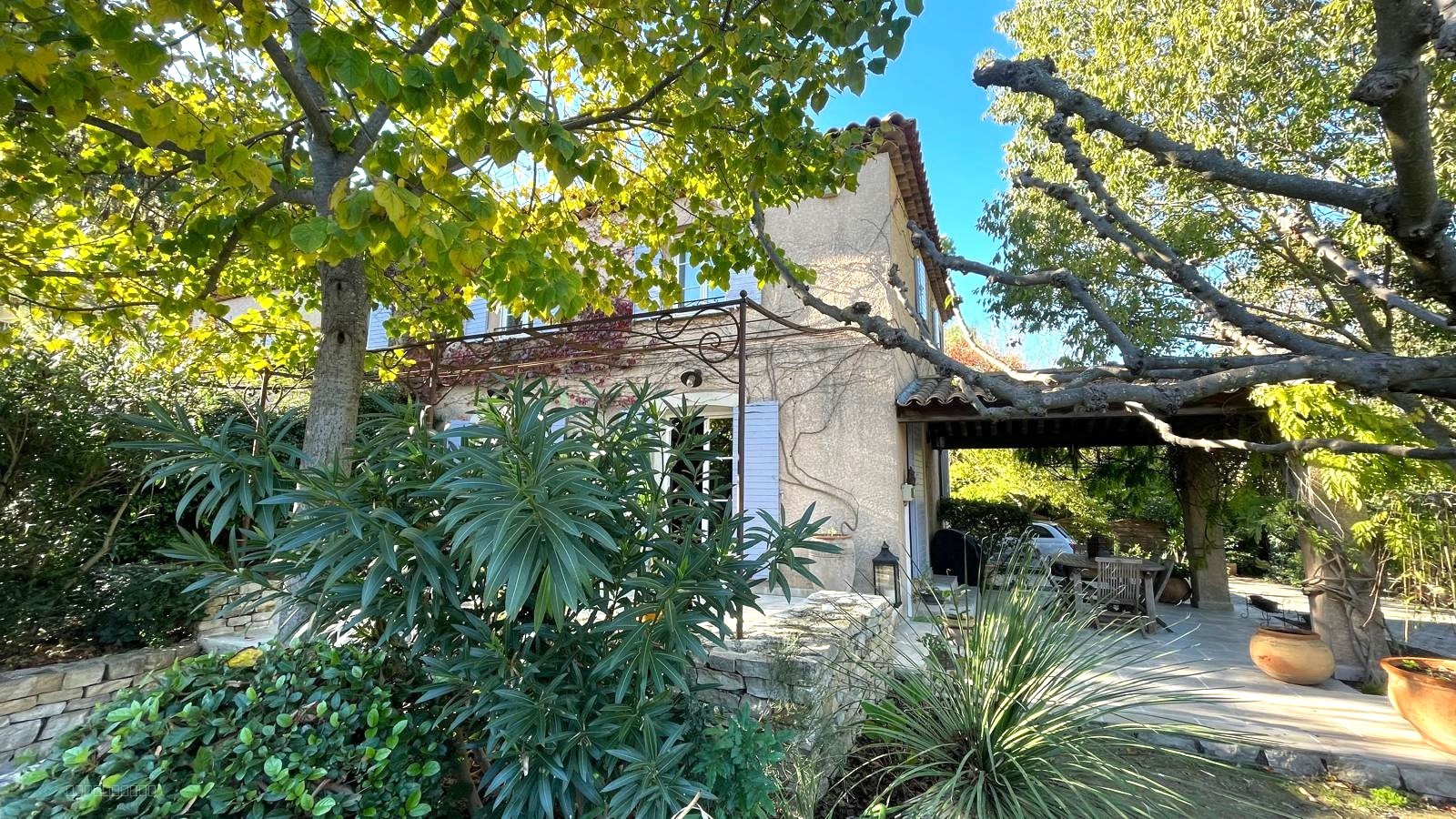 CELONY - Villa de charme 123 m2 sur 1250 m2 avec piscine — photo 4